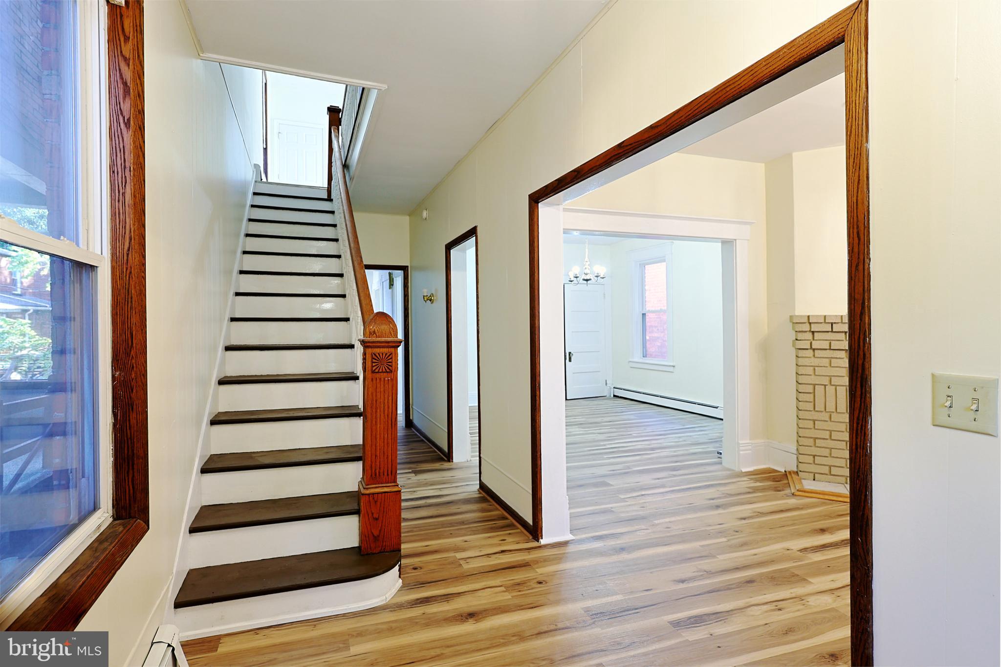 WEST SIDE - Residential