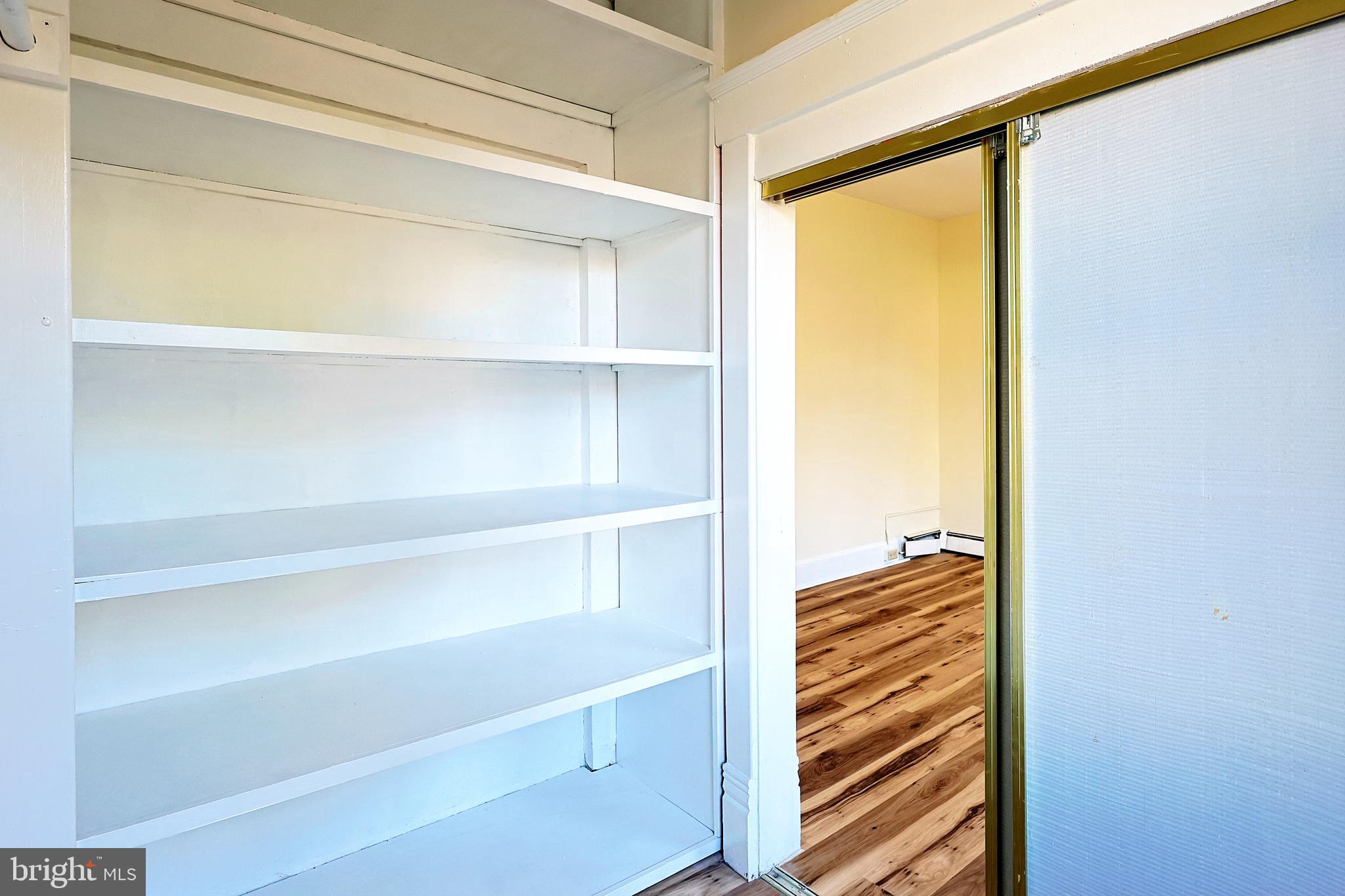 WEST SIDE - Residential