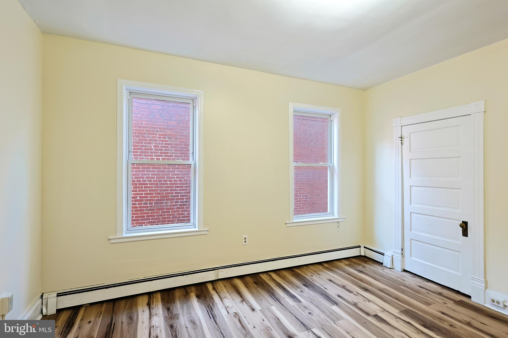 WEST SIDE - Residential