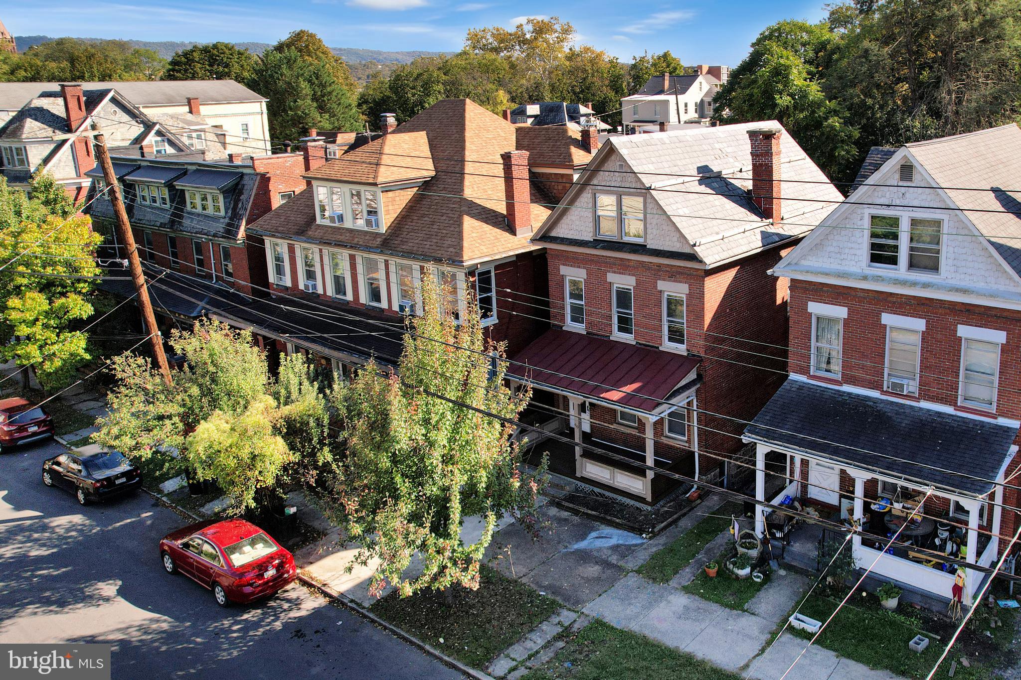 WEST SIDE - Residential