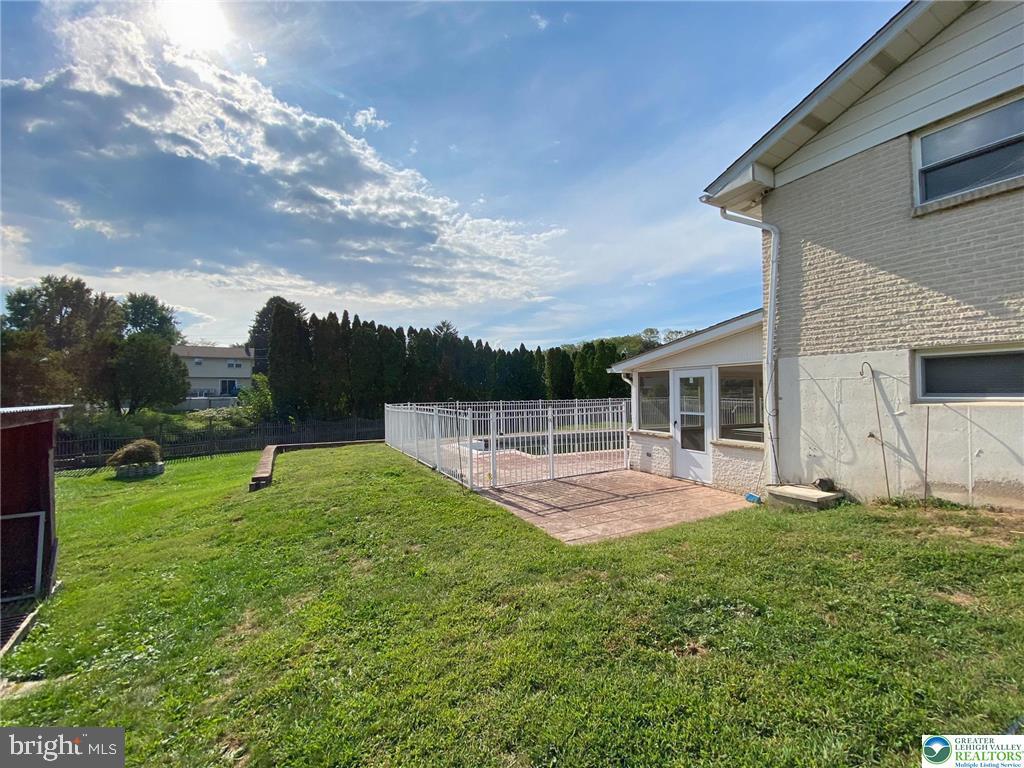 BIRCHWOOD FARMS - Residential