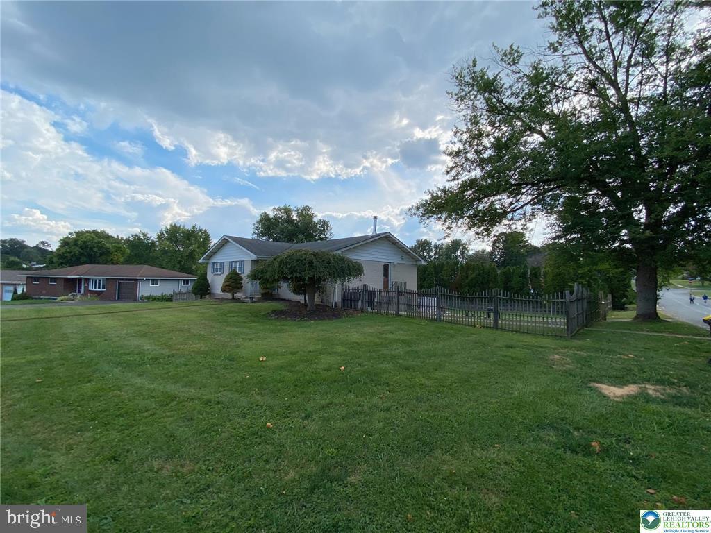 BIRCHWOOD FARMS - Residential