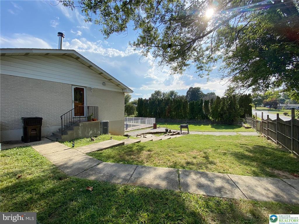 3979 KENRICK DRIVE