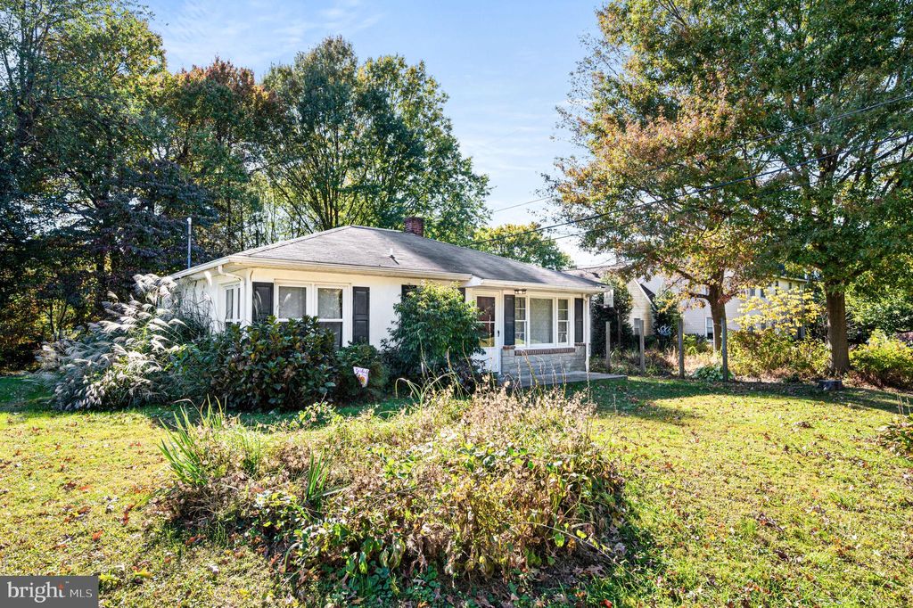 Photo of 10 W Summit Avenue, OXFORD, PA 19363 (MLS # PACT2118342)