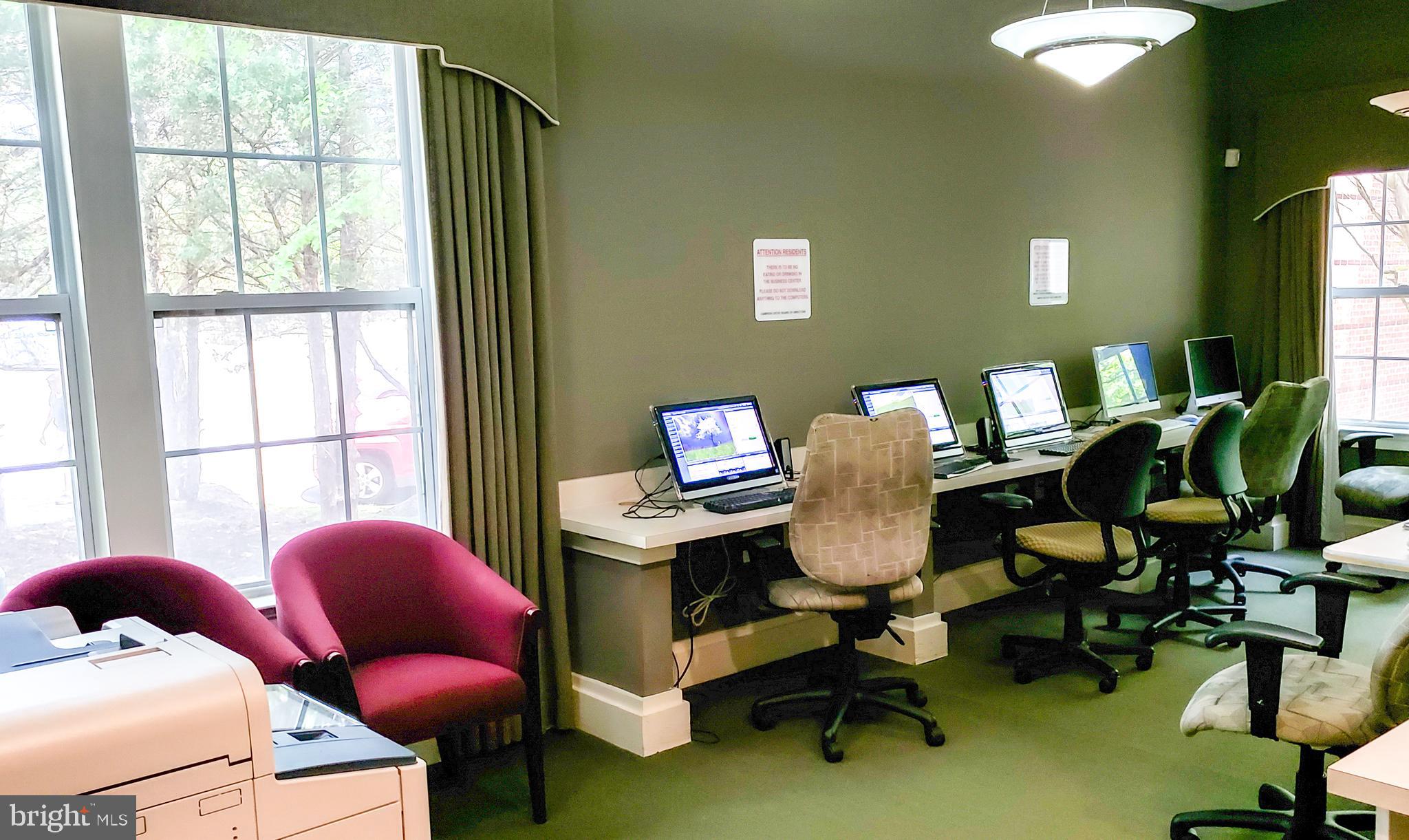 CAMERON GROVE CONDO 1> - Residential