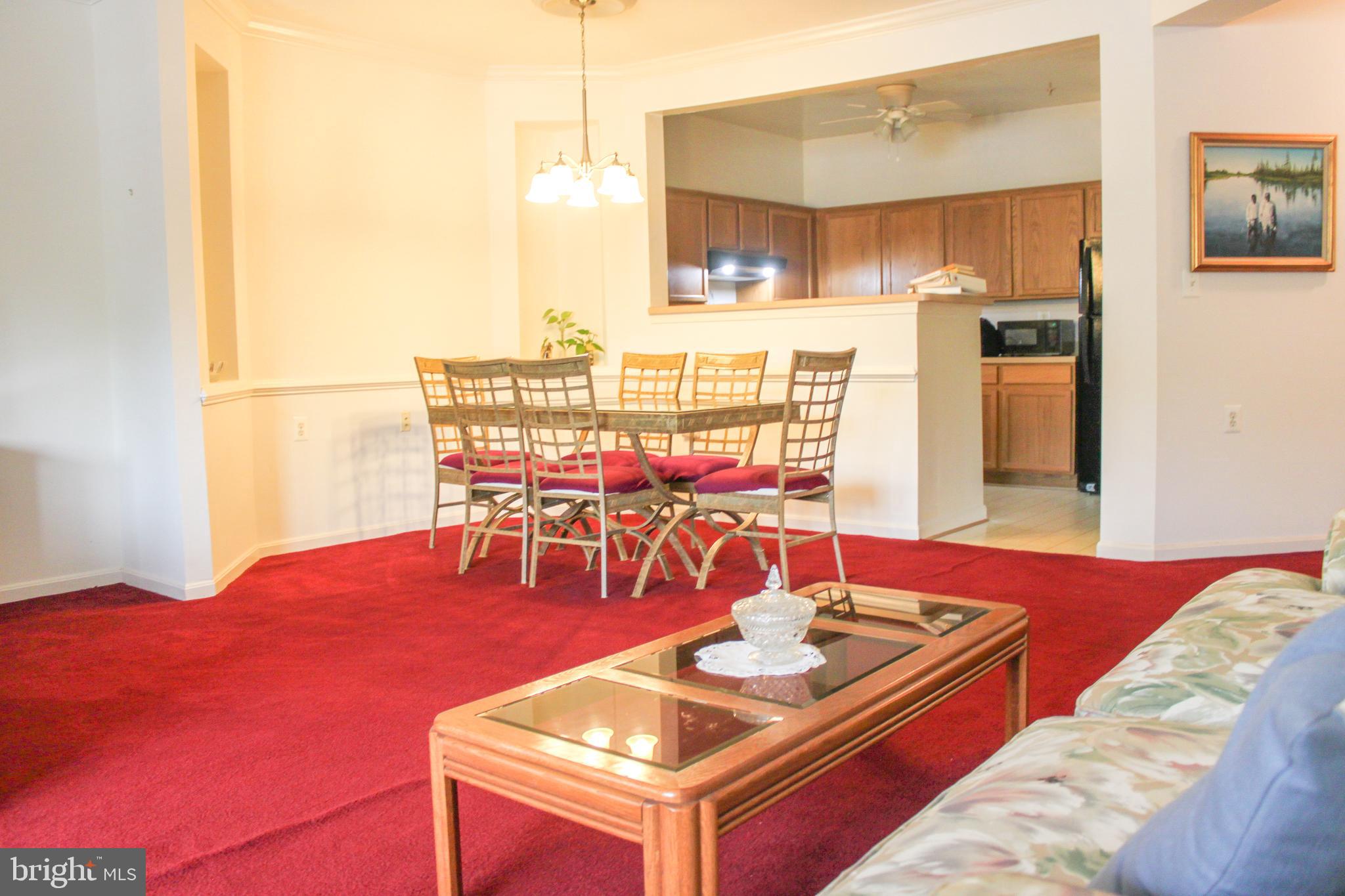 CAMERON GROVE CONDO 1> - Residential