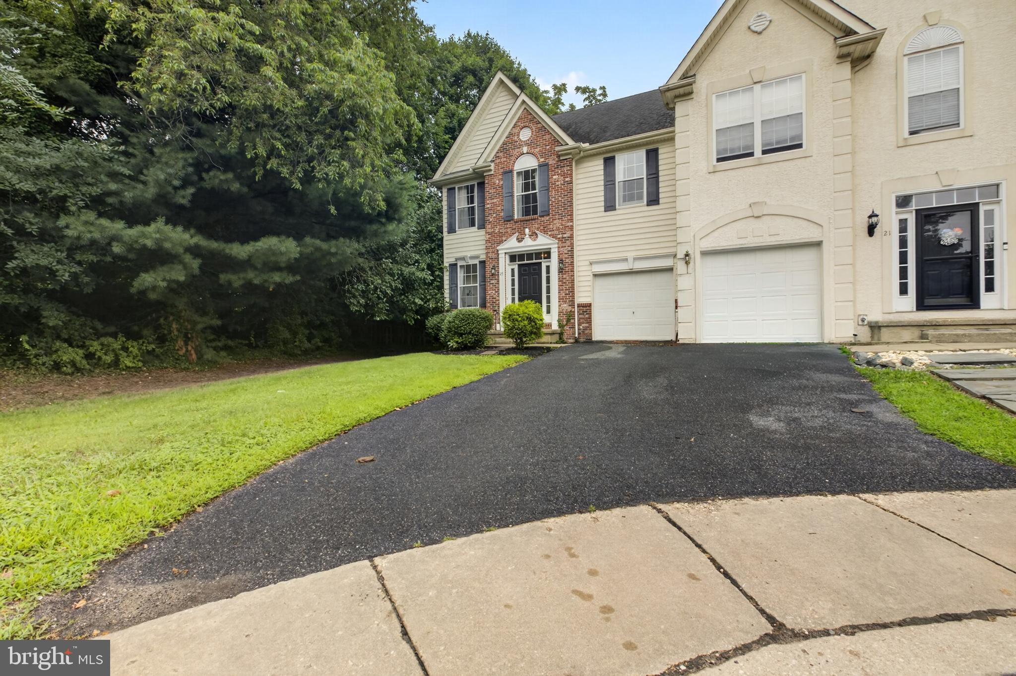 25 VAN BUREN COURT