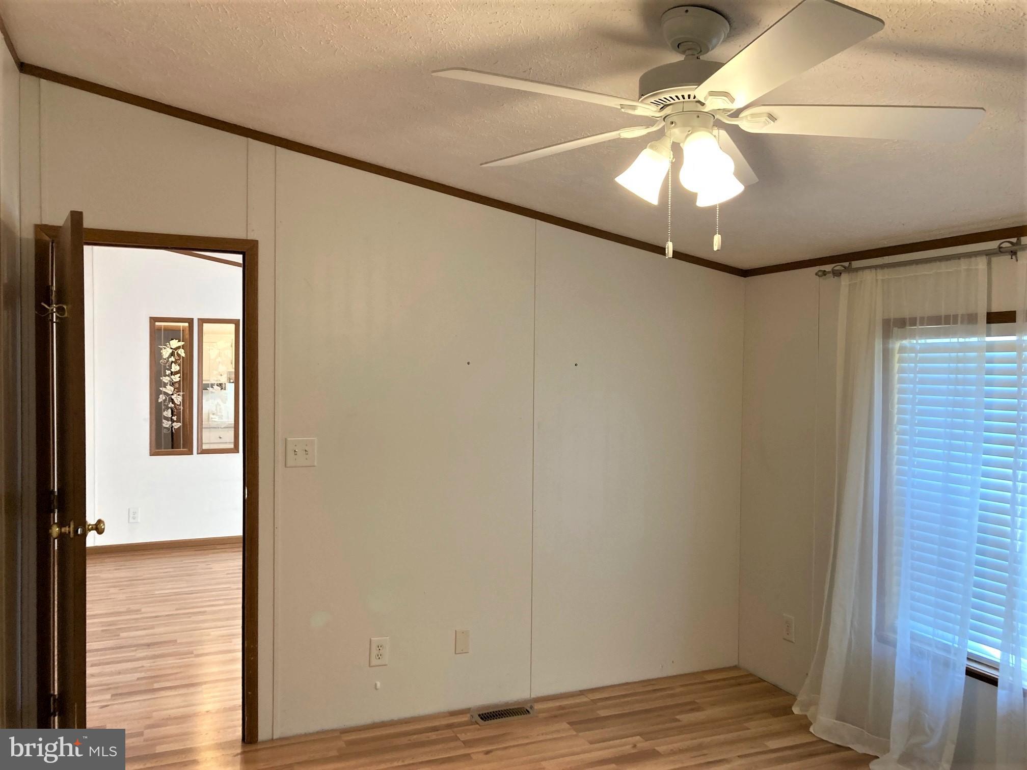 BOONES ESTATES - Residential