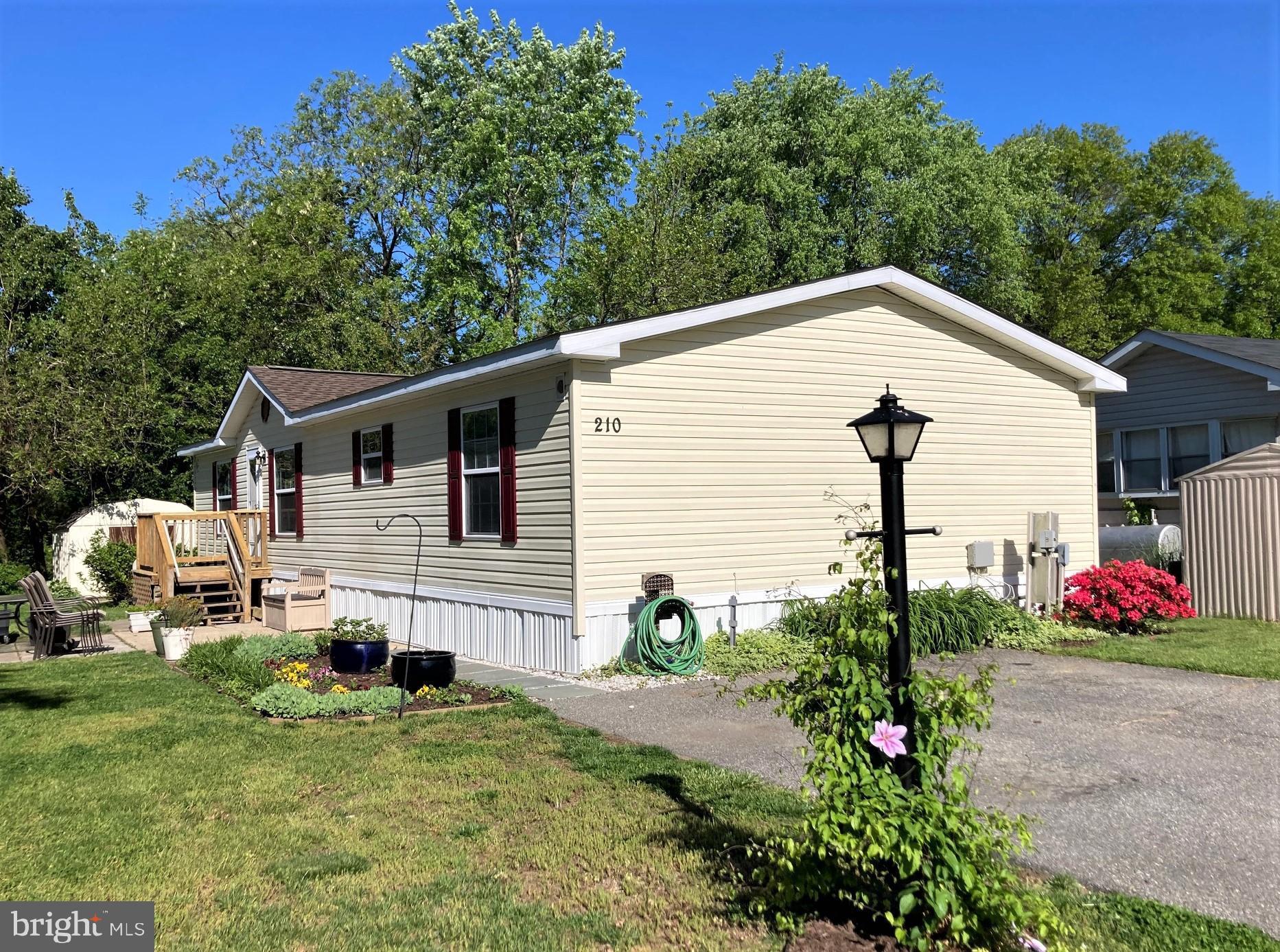 BOONES ESTATES - Residential