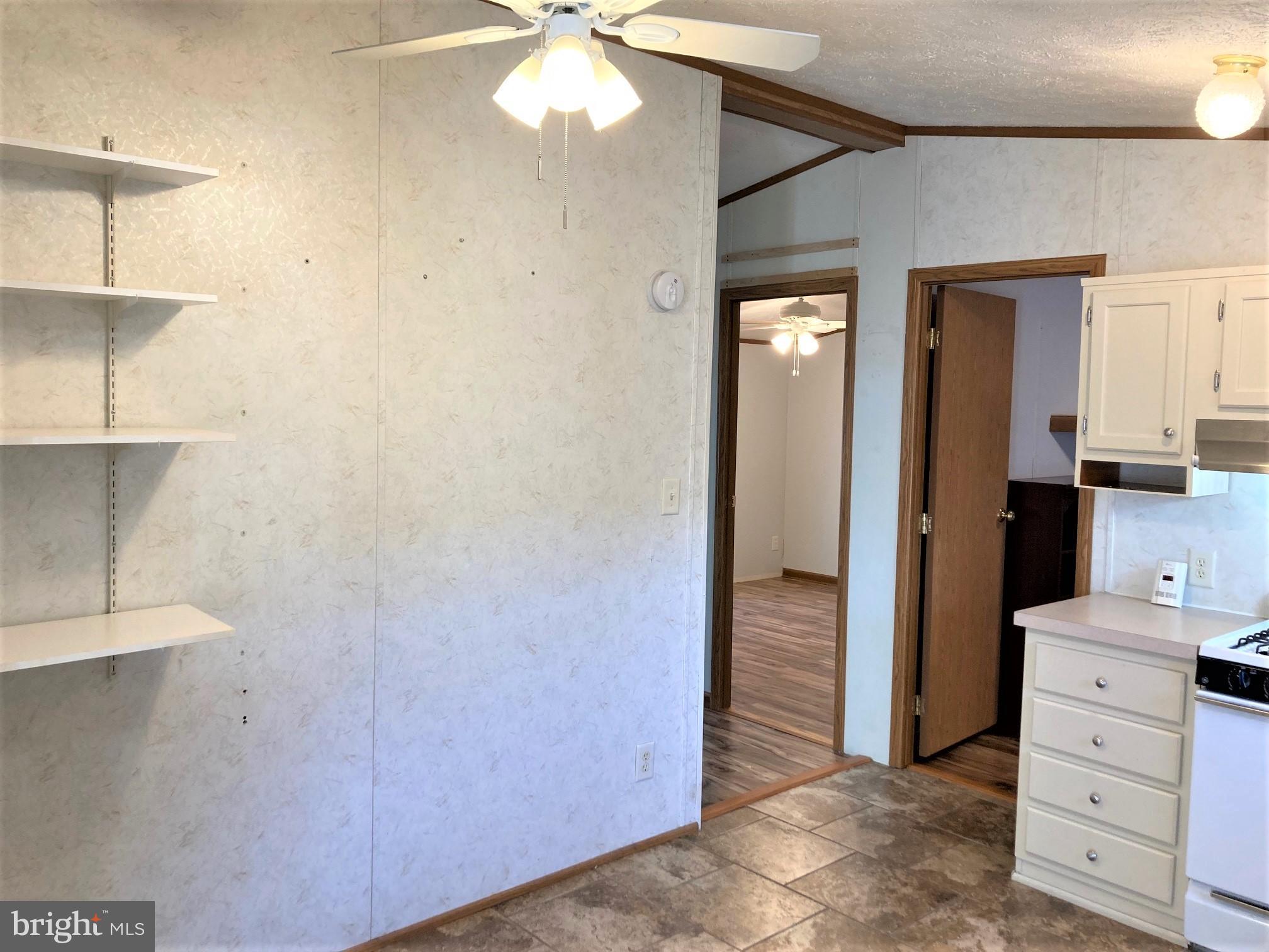 BOONES ESTATES - Residential