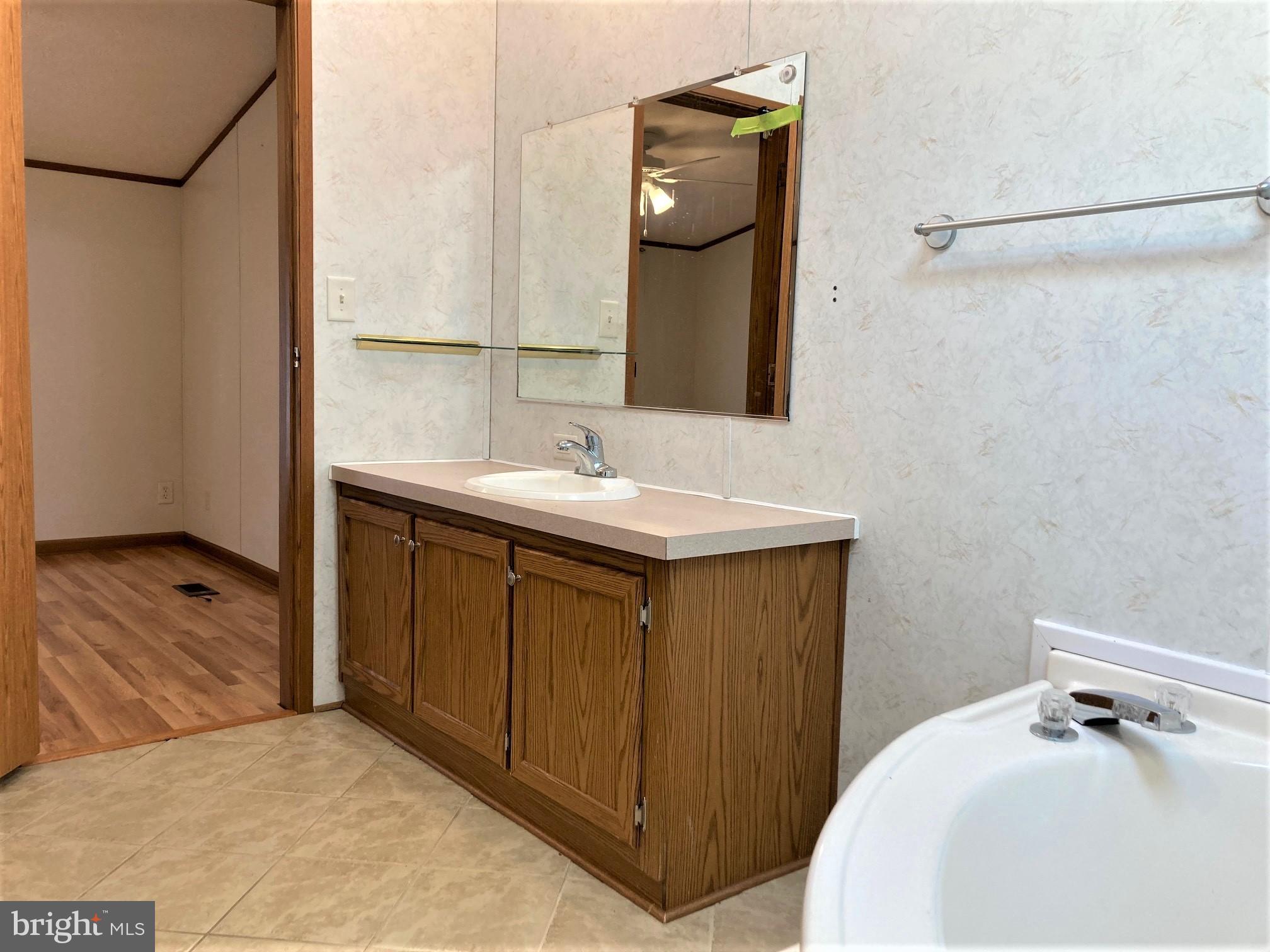 BOONES ESTATES - Residential