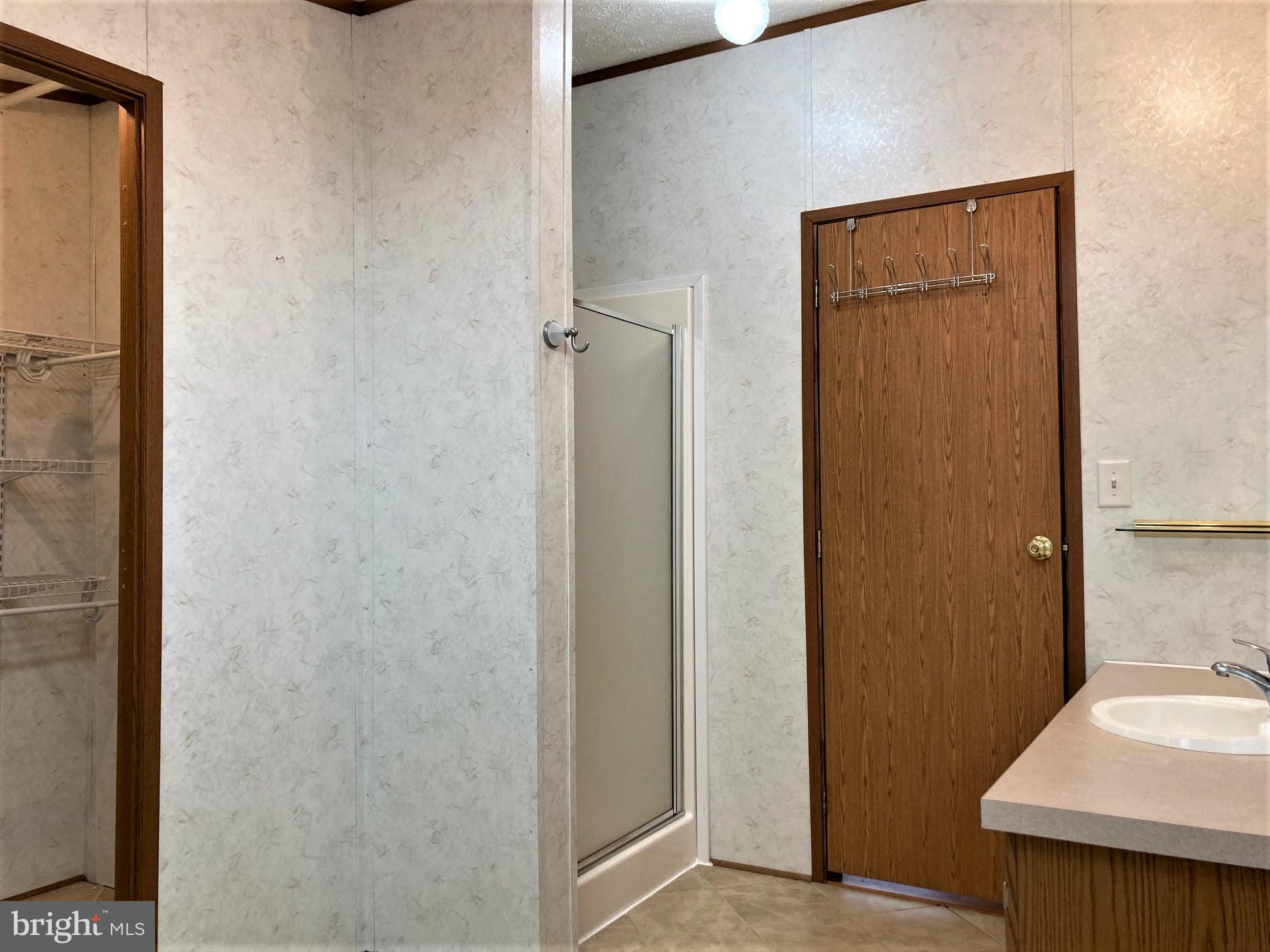 BOONES ESTATES - Residential