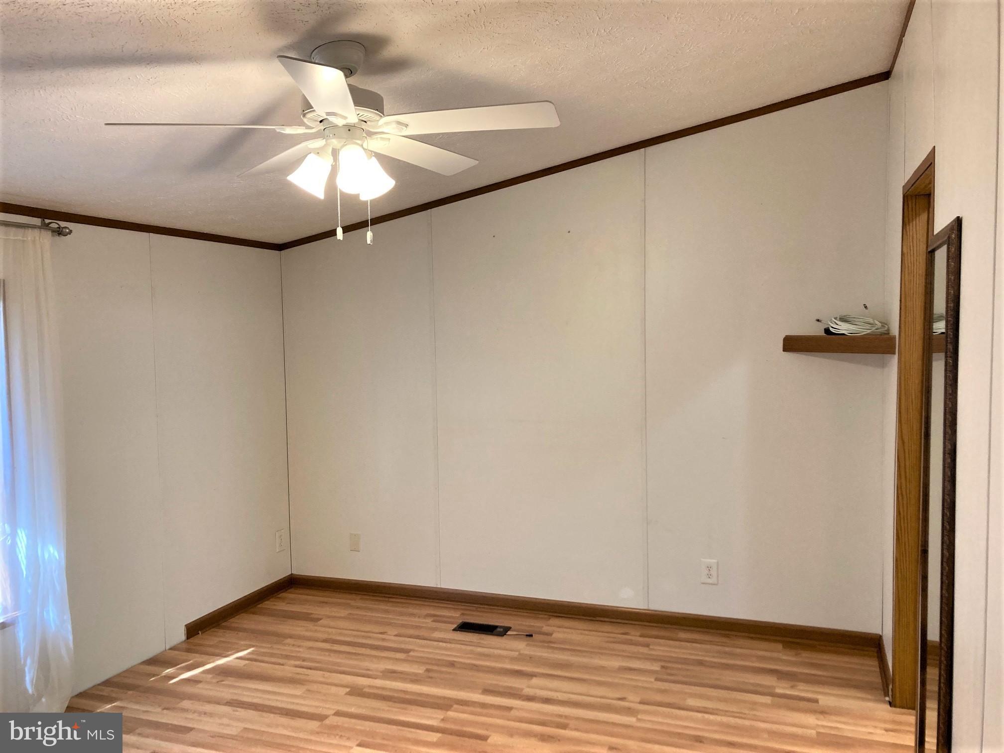 BOONES ESTATES - Residential