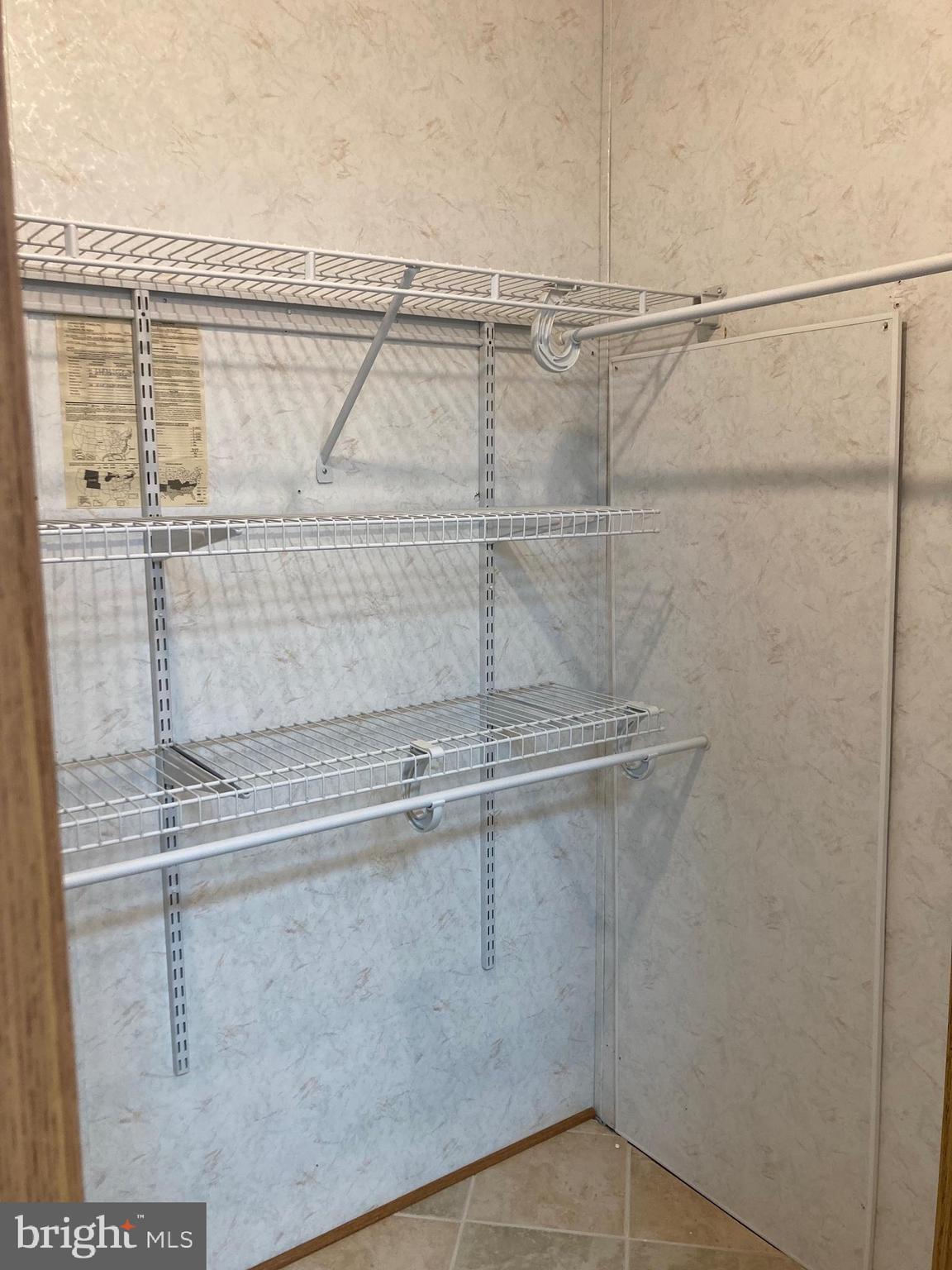 BOONES ESTATES - Residential