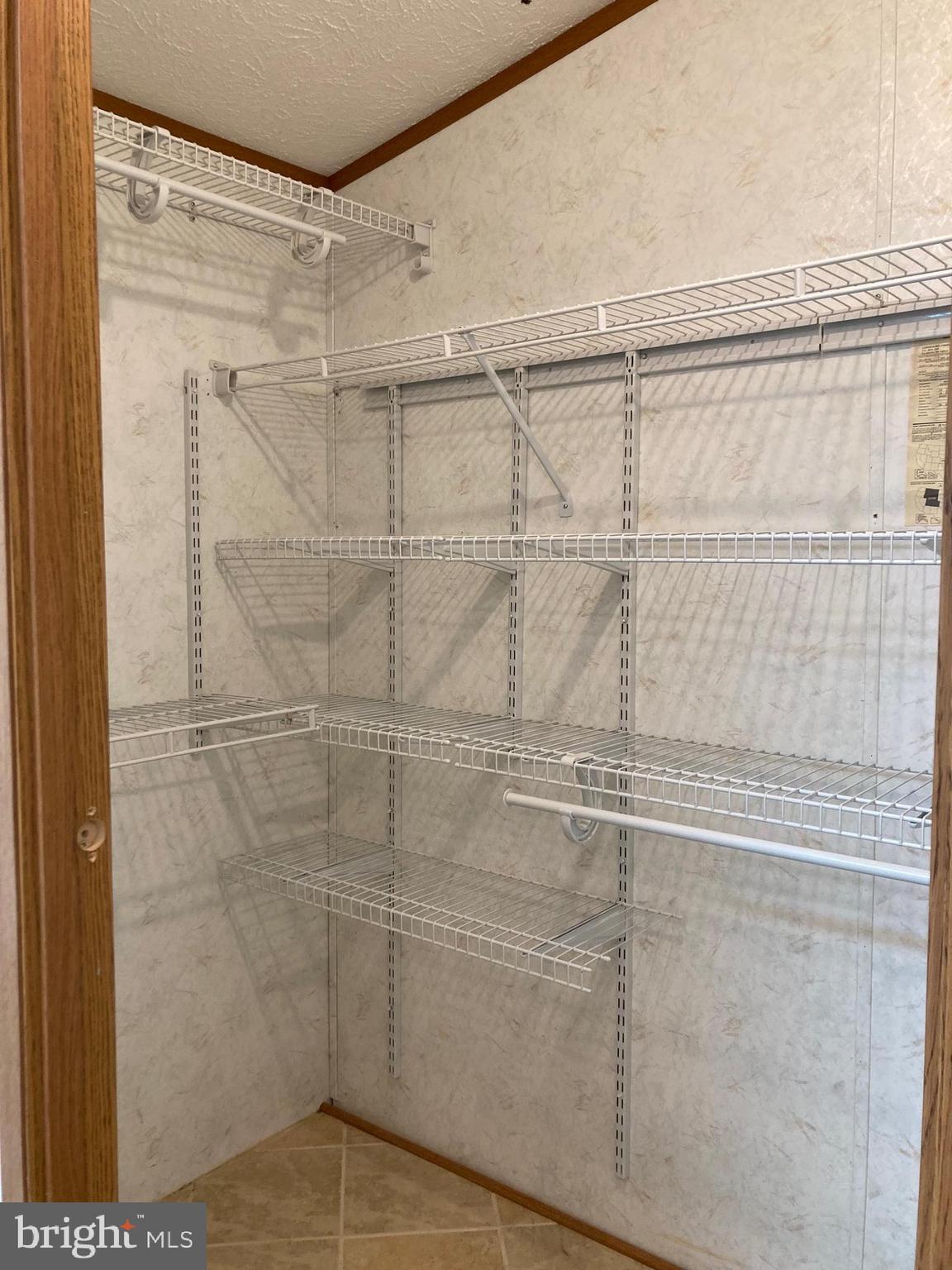 BOONES ESTATES - Residential