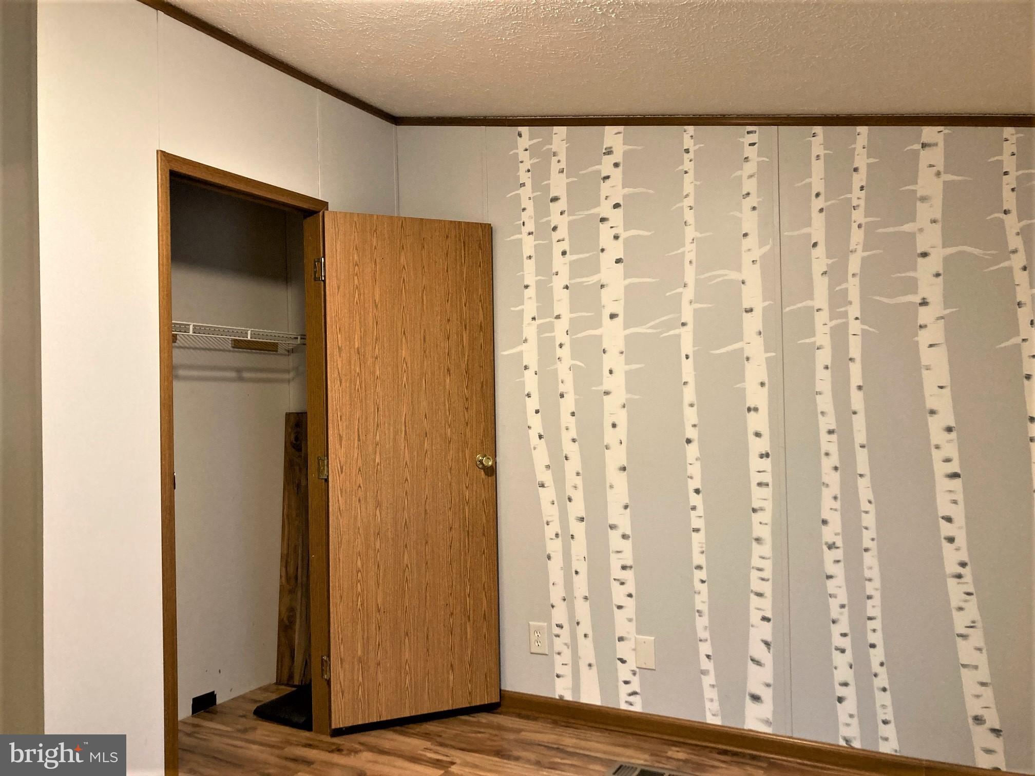 BOONES ESTATES - Residential