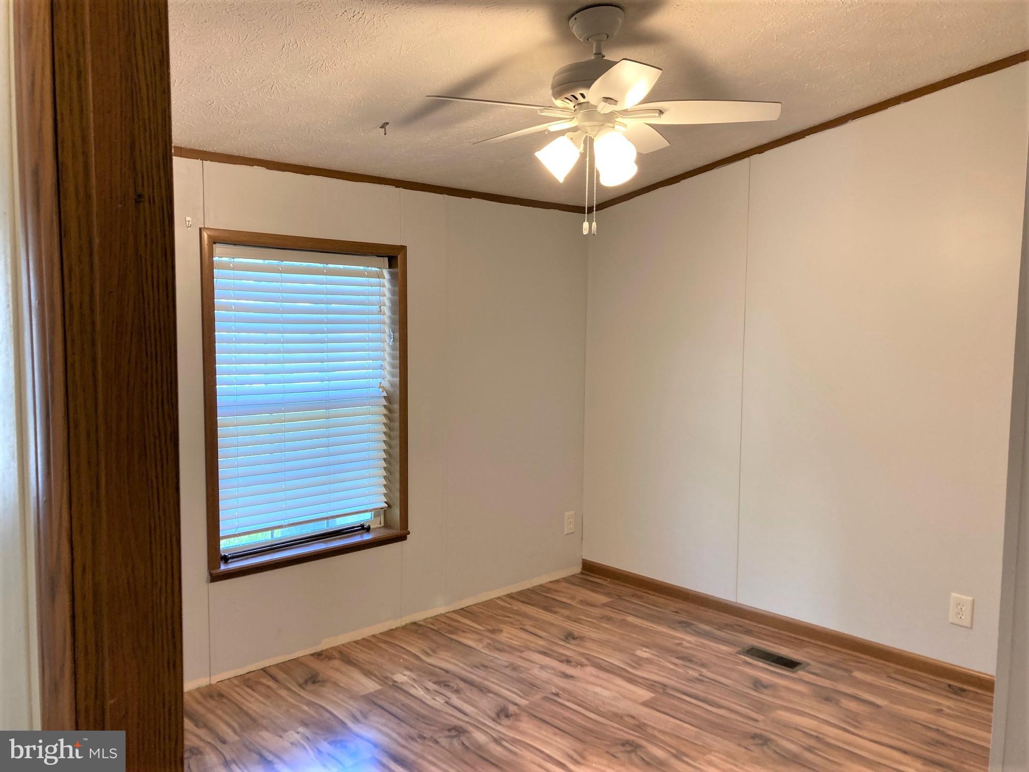 BOONES ESTATES - Residential