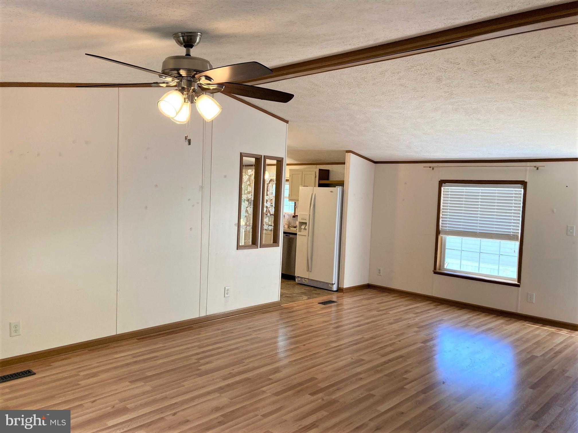 BOONES ESTATES - Residential