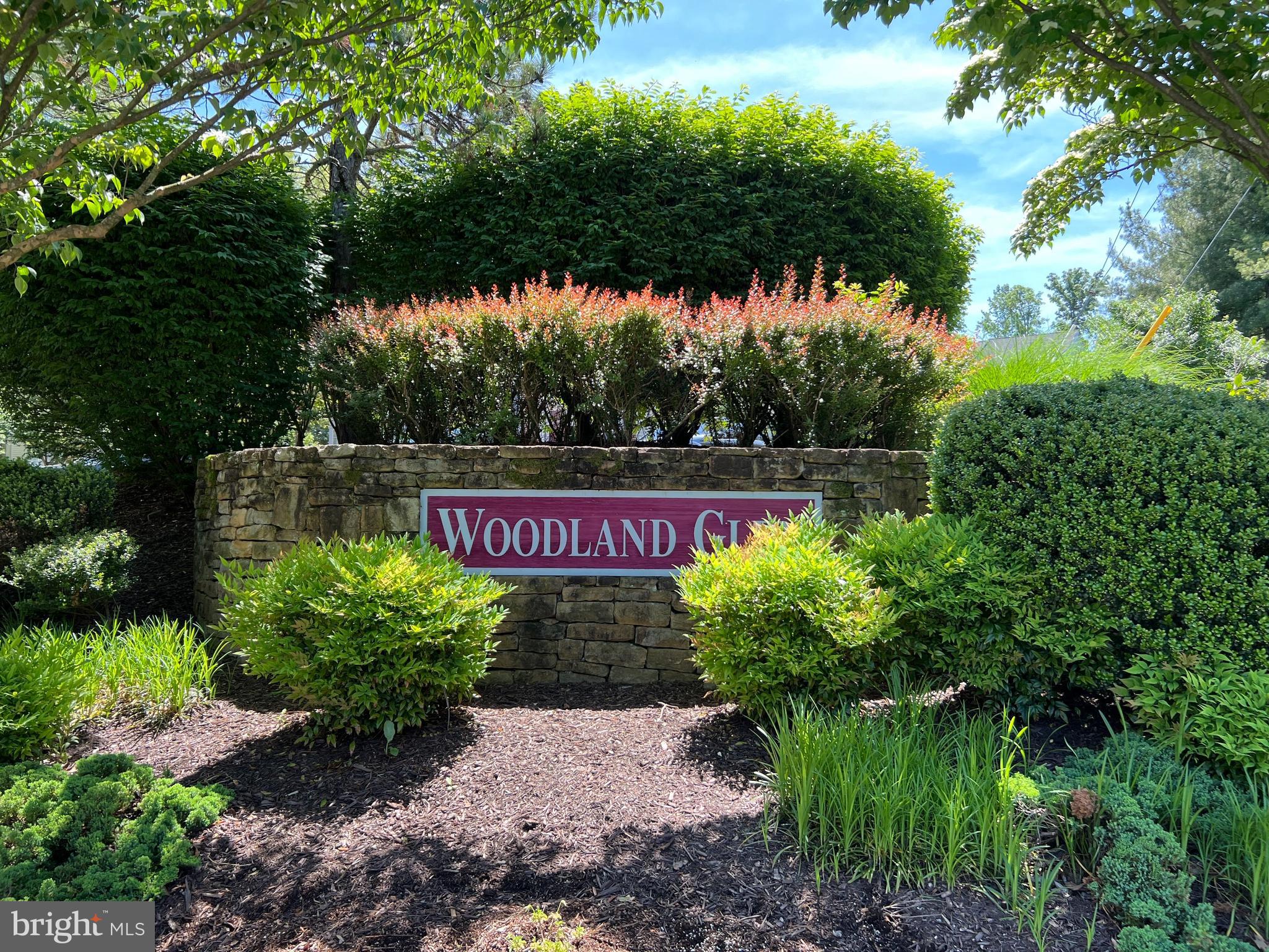 TOWNES AT FAIR LAKES GLEN - Residential Lease