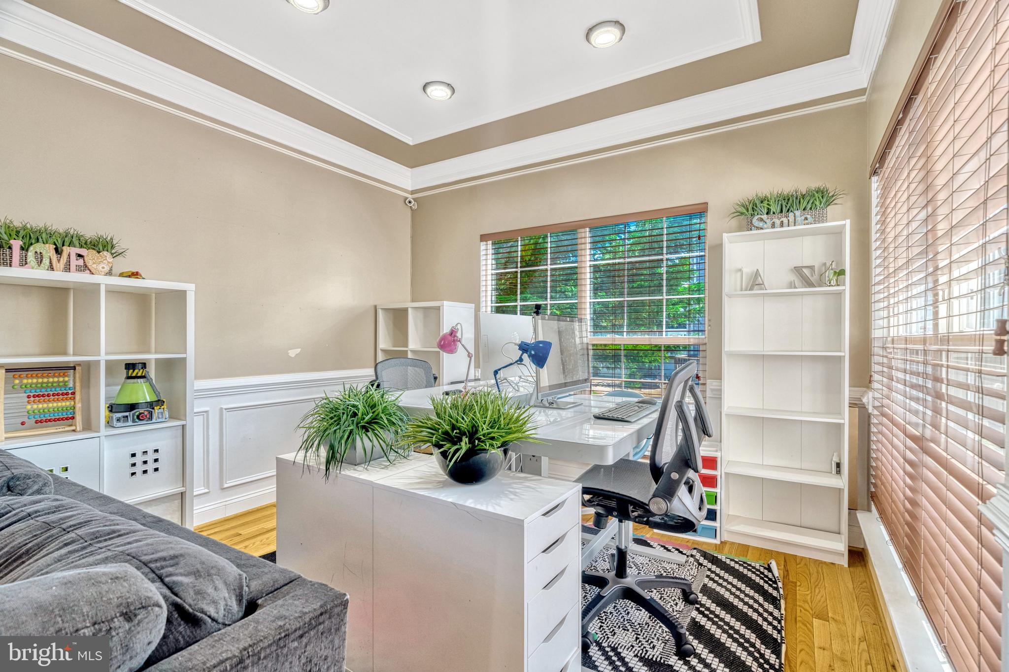 TOWNES AT FAIR LAKES GLEN - Residential Lease