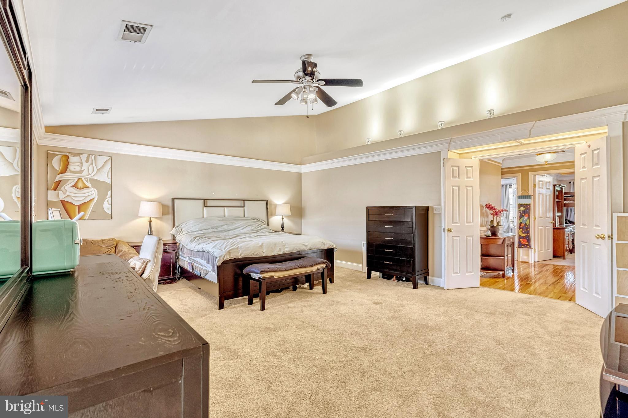 TOWNES AT FAIR LAKES GLEN - Residential Lease