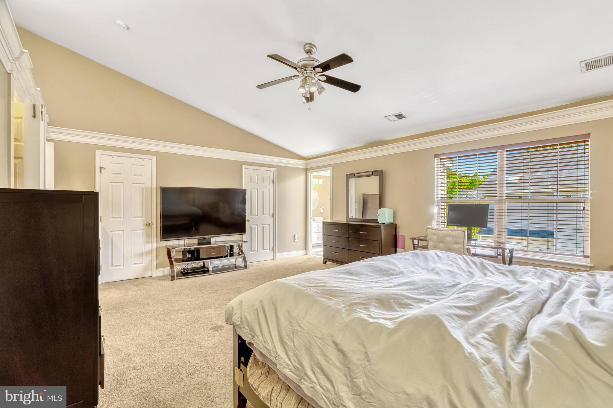 TOWNES AT FAIR LAKES GLEN - Residential Lease