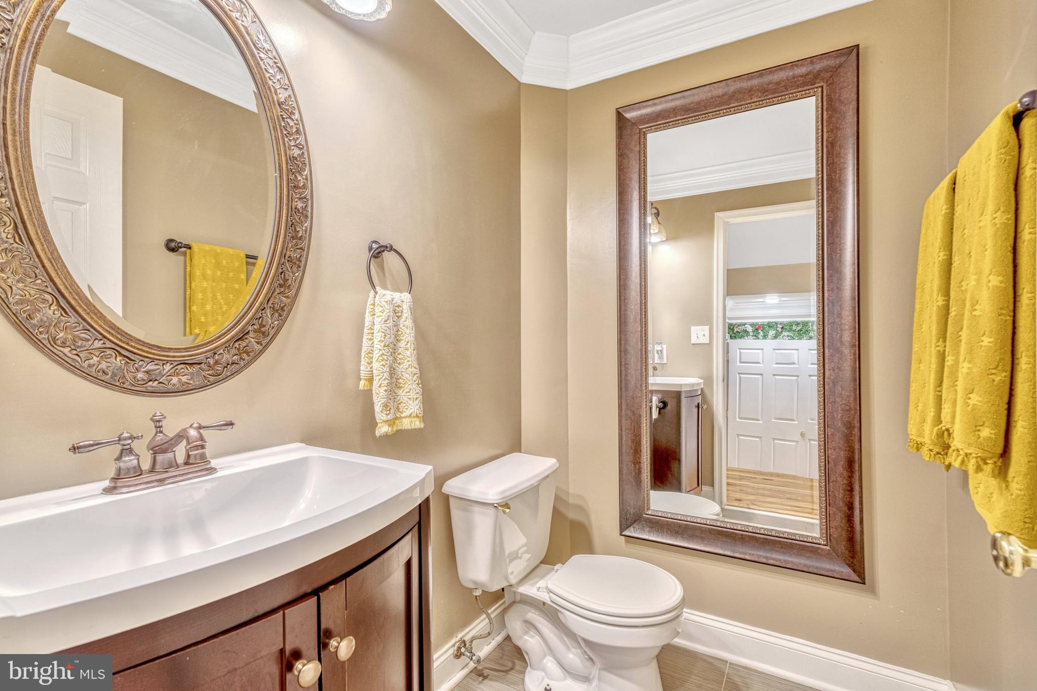 TOWNES AT FAIR LAKES GLEN - Residential Lease