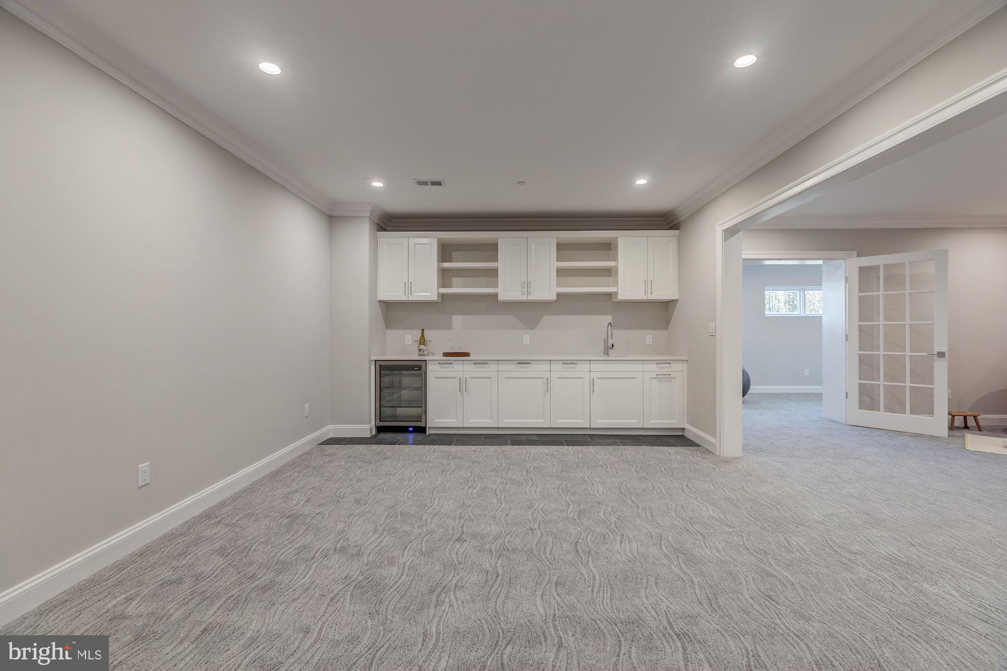 SOMERSET HEIGHTS - Residential