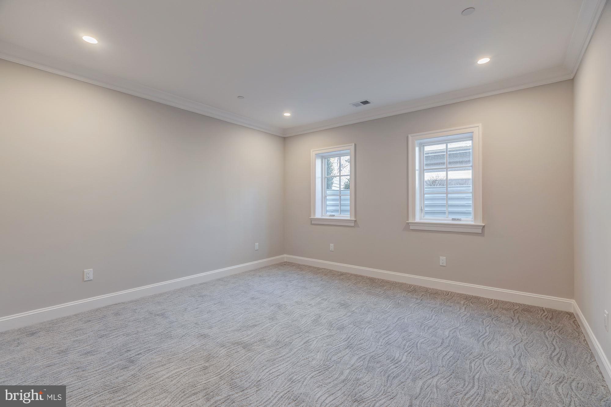 SOMERSET HEIGHTS - Residential