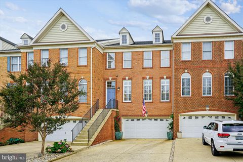 25857 KIRKWOOD SQUARE CHANTILLY VA 20152