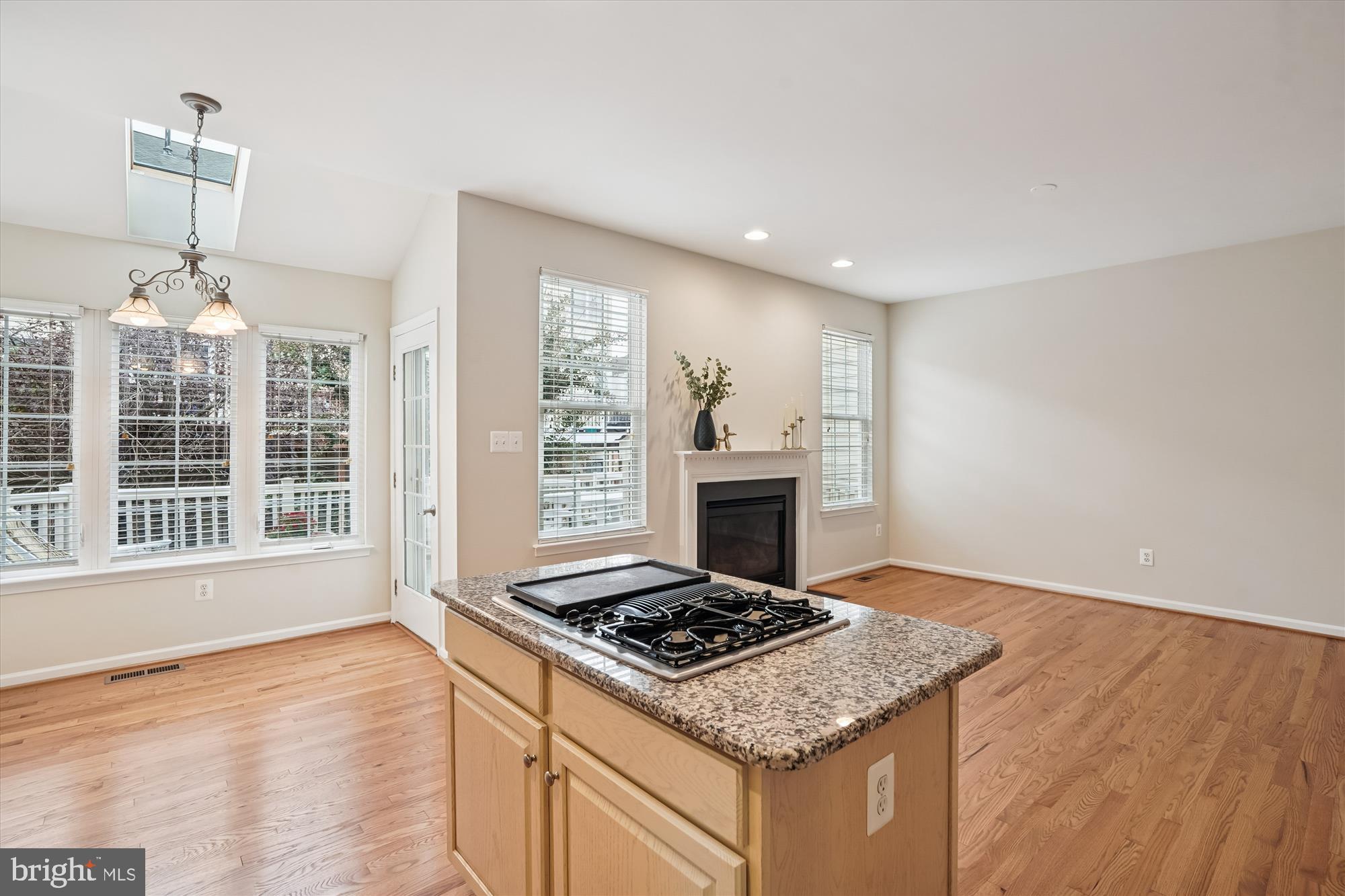 SOUTH RIDING - Residential