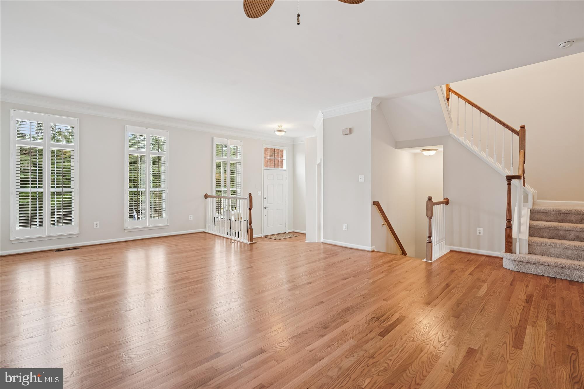 SOUTH RIDING - Residential