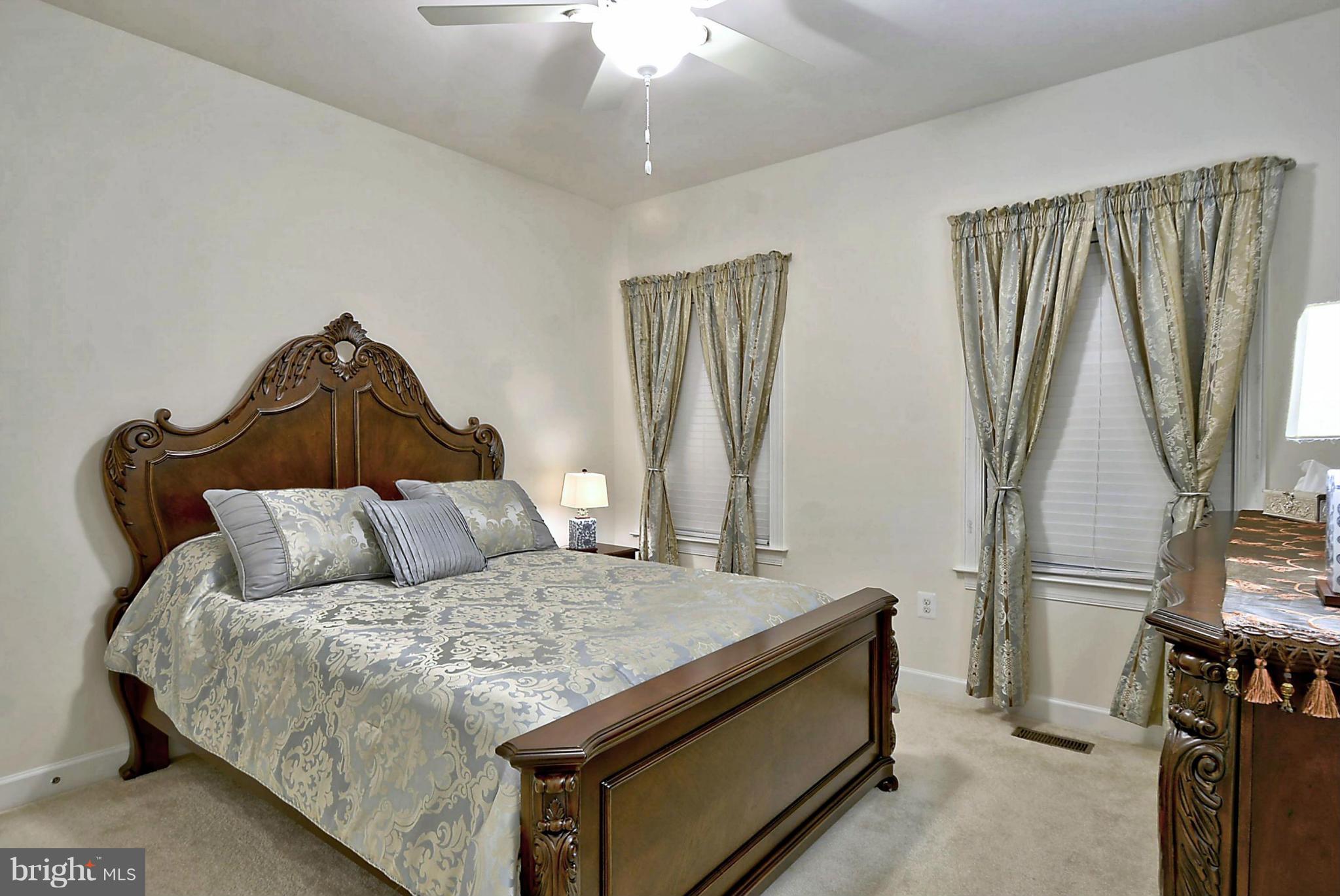 RIVER POINTE - Residential