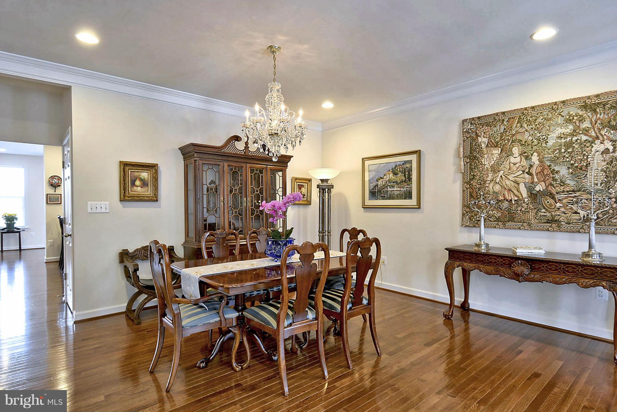 RIVER POINTE - Residential