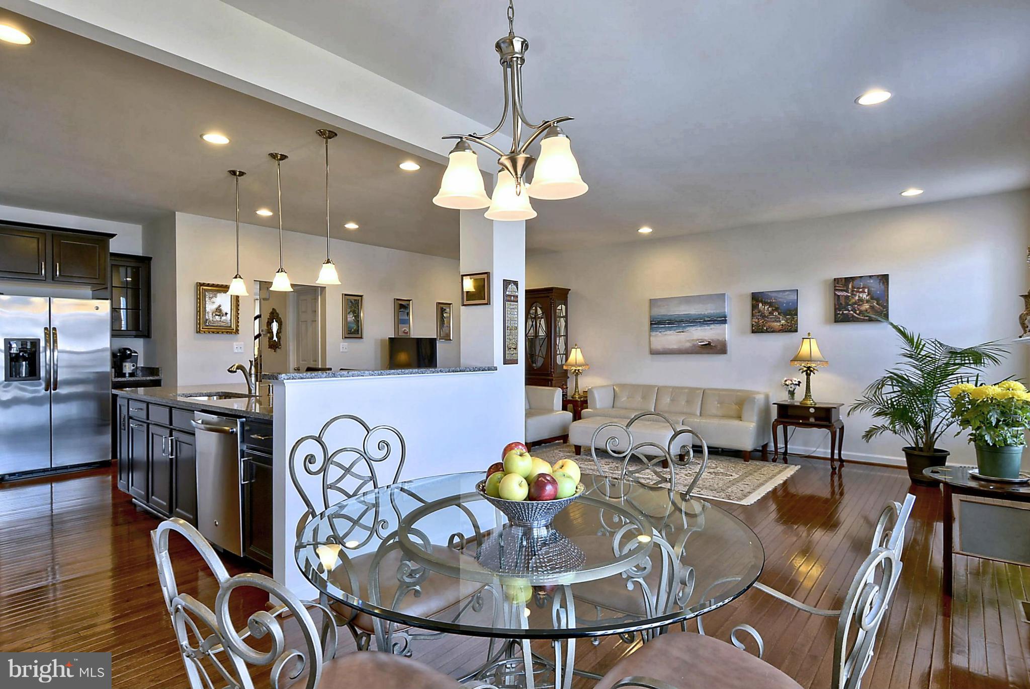 RIVER POINTE - Residential