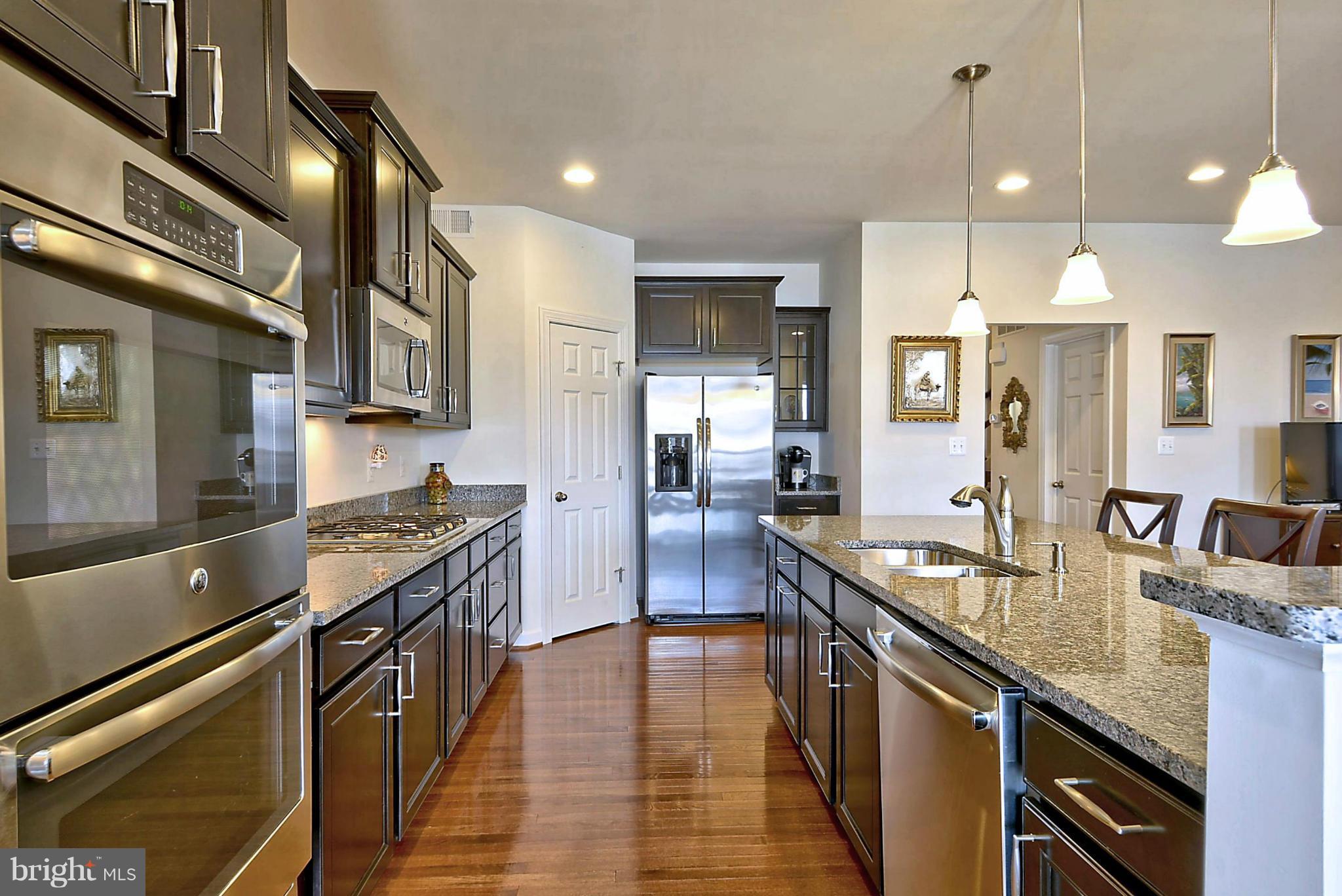 RIVER POINTE - Residential