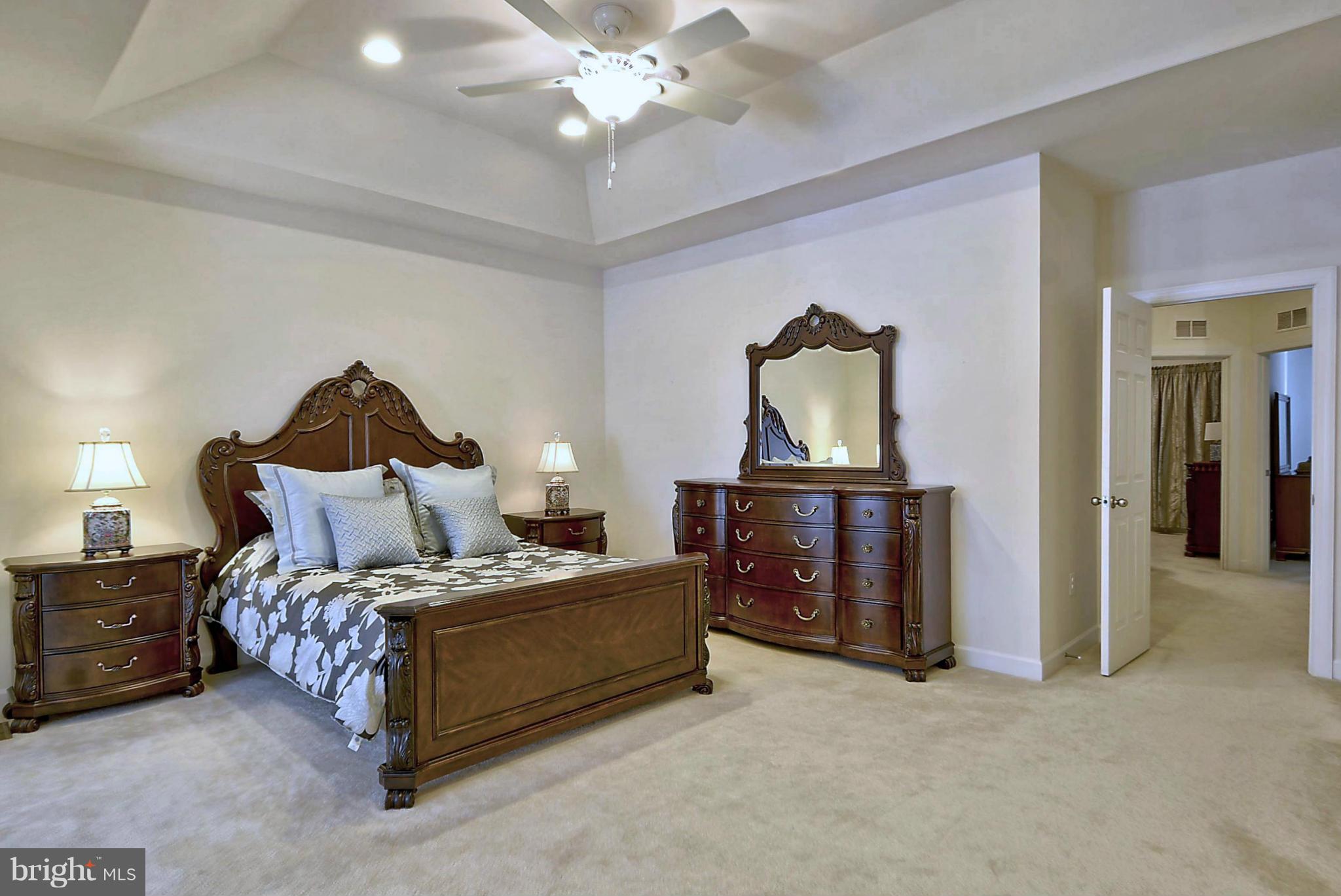 RIVER POINTE - Residential