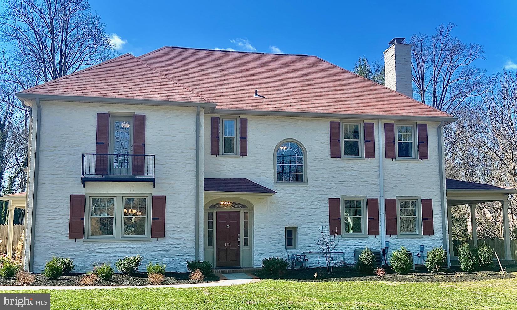 Welcome to 109 Willowburn. Step inside and prepare to be WOWED!!! This completely renovated, gorgeous center hall colonial home has been beautifully restored. Freshly painted both inside and out, with new windows, it feels like a brand new HOME!!! Starting on the first floor, the inviting Foyer vestibule steps up to a formal Foyer leading to the spacious Formal Living Room to the right and Dining Room to the left. You’ll immediately notice the beautiful new custom millwork, hardwood flooring & fabulous LED light fixtures creating a warm ambiance. The Living Room features a coffered ceiling with a gas fireplace and a double set of French doors leading out to the side flagstone covered Patio, wonderful for indoor/outdoor entertaining. There is a private Office Space tucked between the Living Room and Family Room. The Family Room has a vaulted ceiling with a skylight, a gas fireplace and French doors to the yard. Next we have the fabulous brand new Gourmet Kitchen complete with a center island, white Century cabinets, Quartz countertops, marble backsplash, white farm sink, double wall ovens, 5 burner gas cooktop, & ALL new stainless steel appliances. The Kitchen is open to the Dining Room creating a great space for entertaining. There are two new Powder Rooms; one in the Foyer and one in the rear hallway. There is also a new Mudroom with a very large walk-in closet, access to the driveway and the attached 1 Car Garage.
Heading up to the second level, the spacious Primary Bedroom gets lots of natural light, has a large custom walk-in closet and a luxurious spa style en-suite Bathroom featuring marble flooring, Quartz countertops, free standing soaking tub, oversized shower stall and private toilet room. Down the hall are 3 additional Bedrooms with new ceiling fans & carpet, 2 stylish Full Hall Bathrooms and a large Laundry Room. The back staircase takes you down to the rear hall & to the Mudroom.
Up on the third level, you’ll find the 5th Bedroom, with new carpet, dormer style windows, a closet with auto-on light, and supplemental baseboard heat. There is also a separate unfinished Attic storage space.
Last but not least is the lower level Basement, freshly painted floor and walls gives it an inviting feel and while it is unfinished there are numerous possibilities for this enormous space.
Special Features: There is a Kohler Emergency Generator in the event of a power outage.
This home is situated in a quaint neighborhood in the Radnor School District. The location is so convenient with easy access to all the Main Line has to offer; top restaurants, shopping, night life, access to Philadelphia, major highways and the regional rail system. This special home won’t last long so schedule your appointment today!