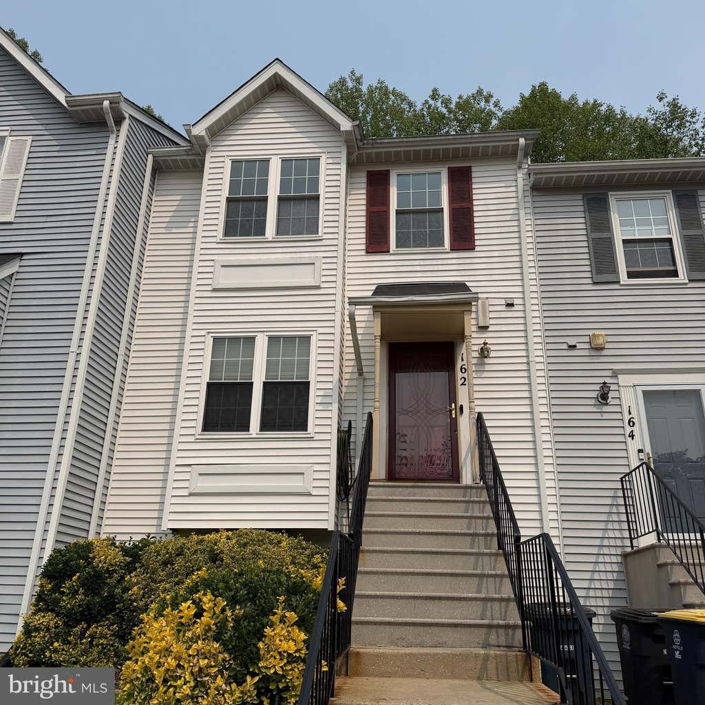 Photo of 162 Azalea Court #24-4, UPPER MARLBORO, MD 20774 (MLS # MDPG2211306)