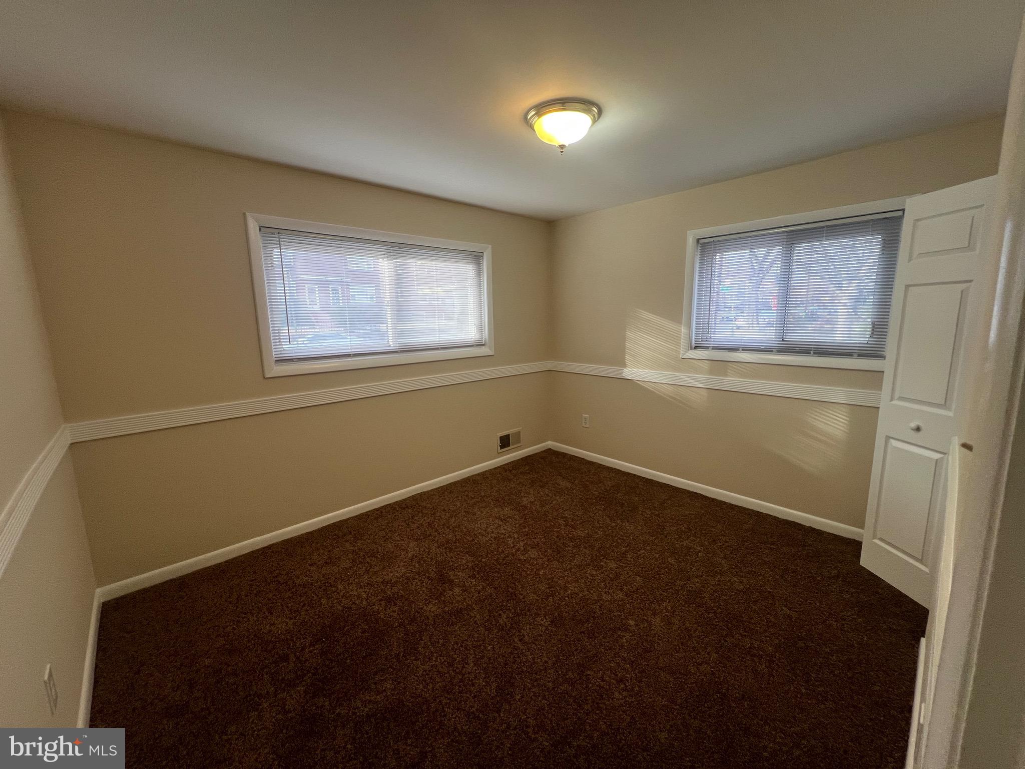 800 JEFFERSON STREET NE