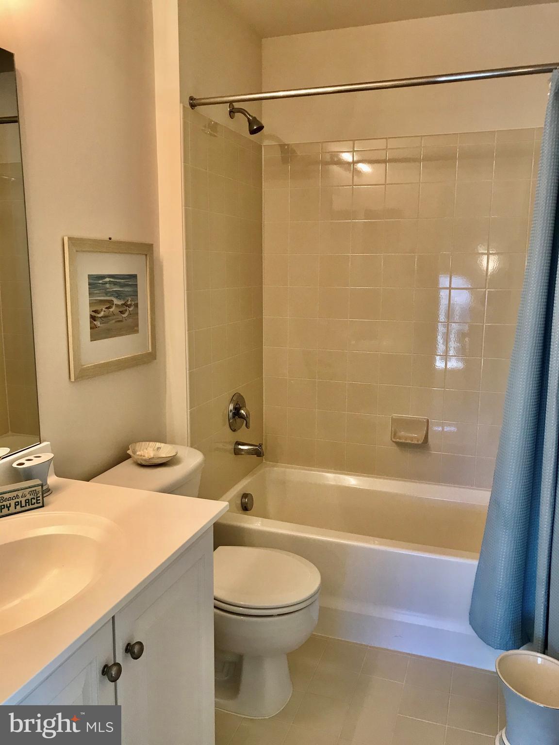 MONROE POINT - Residential Lease