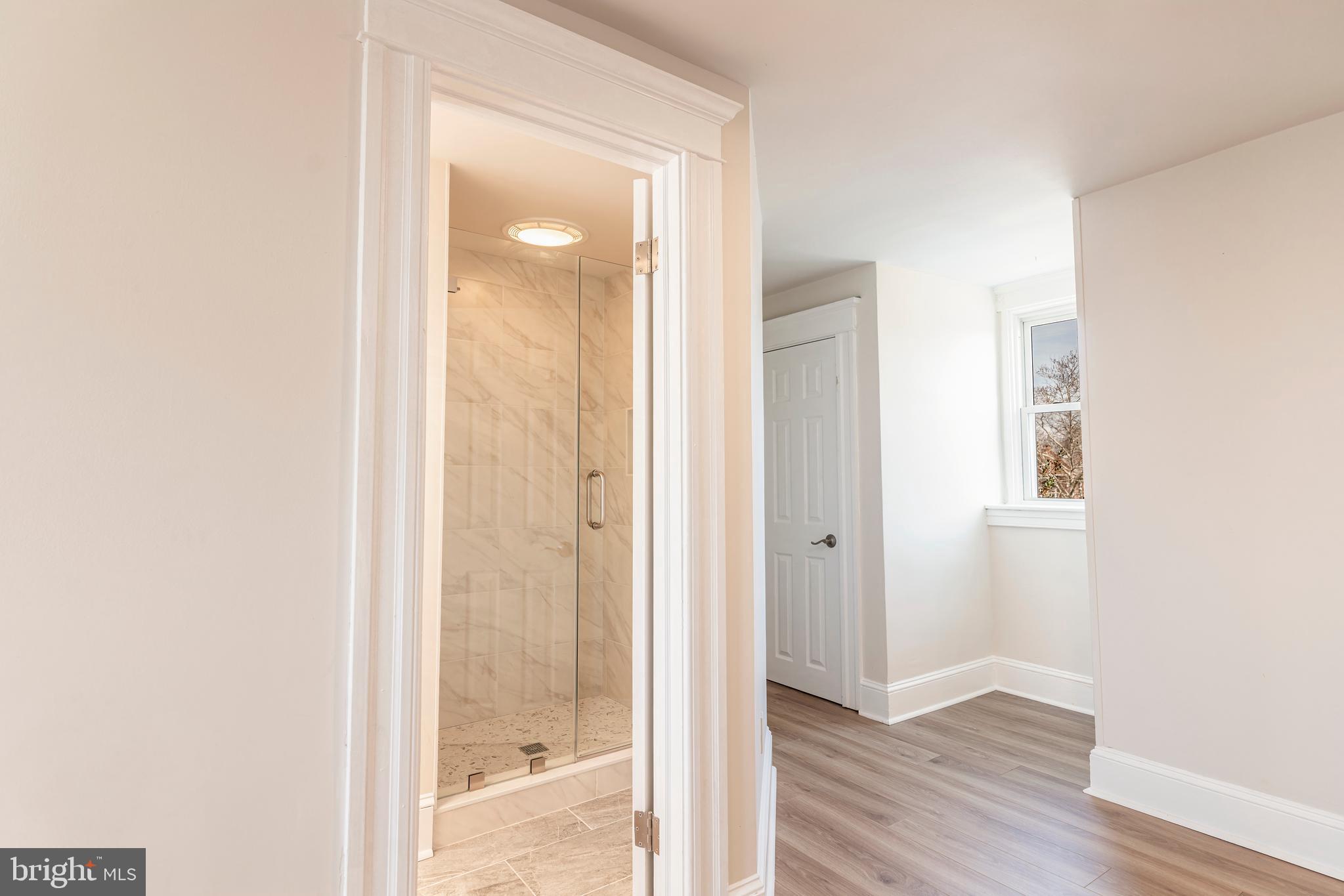 OAKENSHAWE - Residential