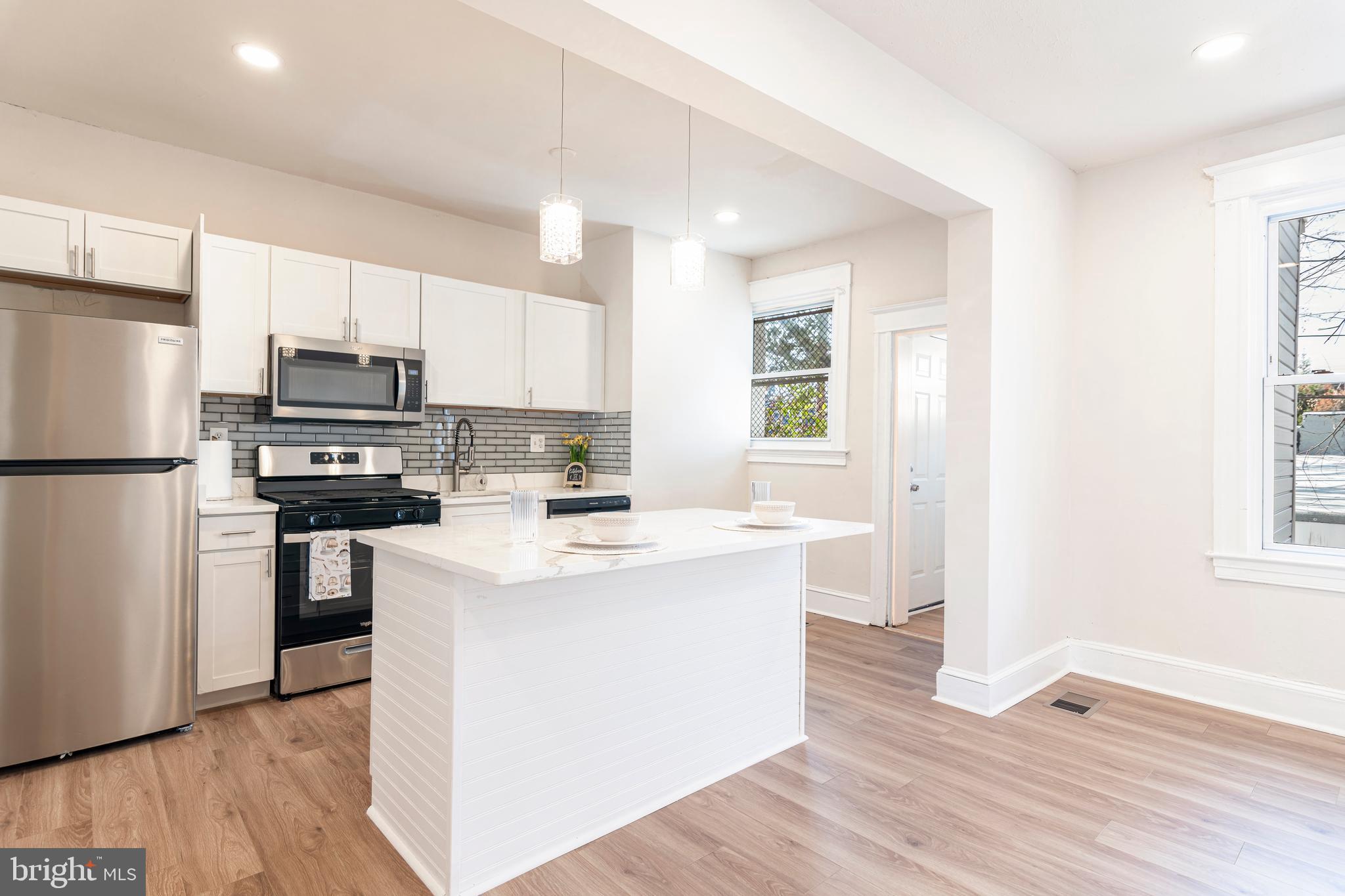 OAKENSHAWE - Residential