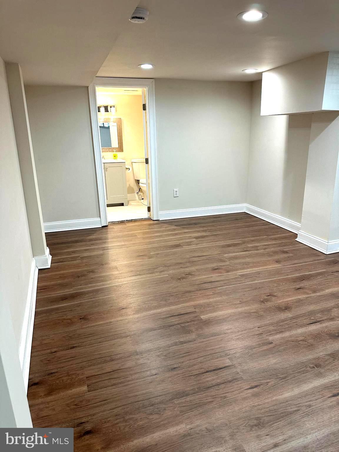 OAKENSHAWE - Residential