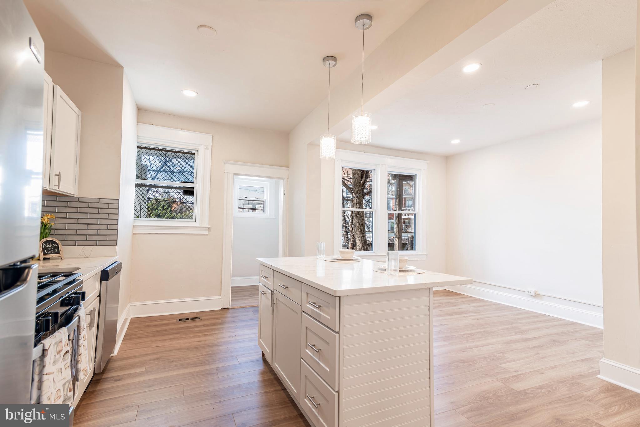 OAKENSHAWE - Residential