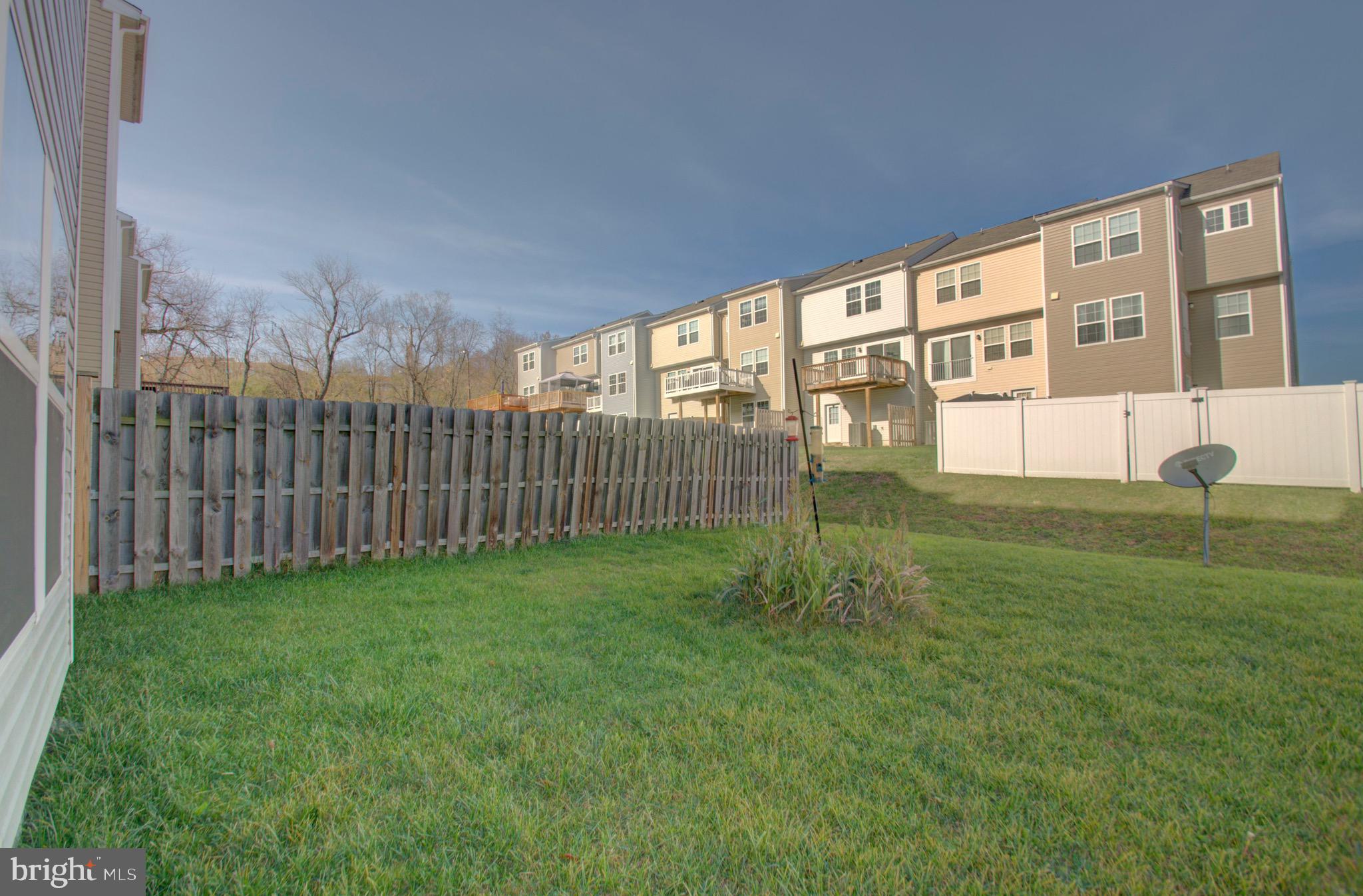 STONEBROOK VILLAGE - Residential