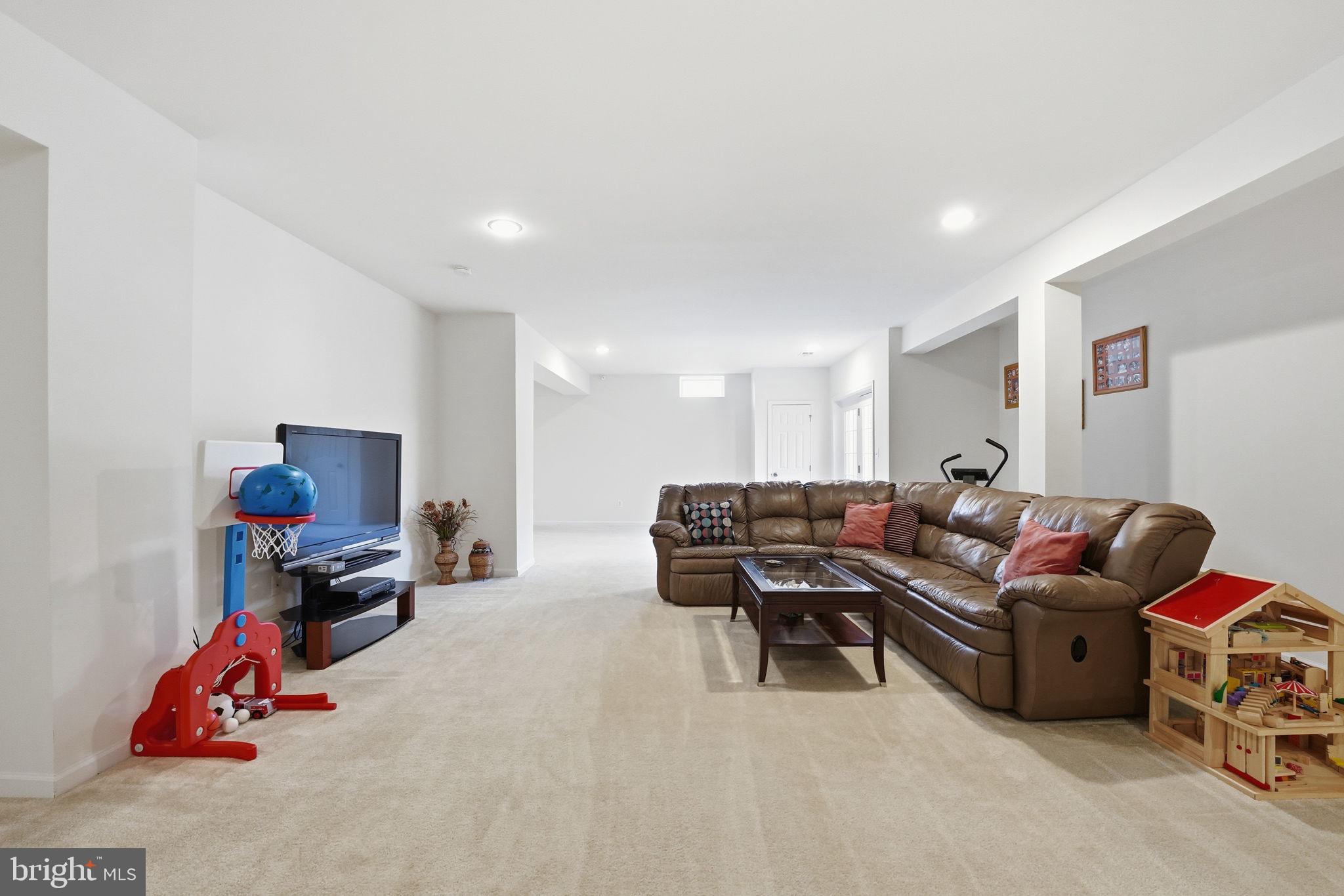 LENAH MILL - Residential