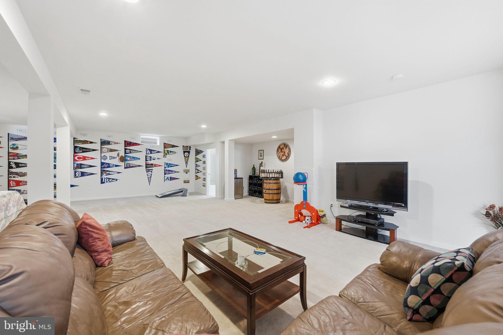 LENAH MILL - Residential