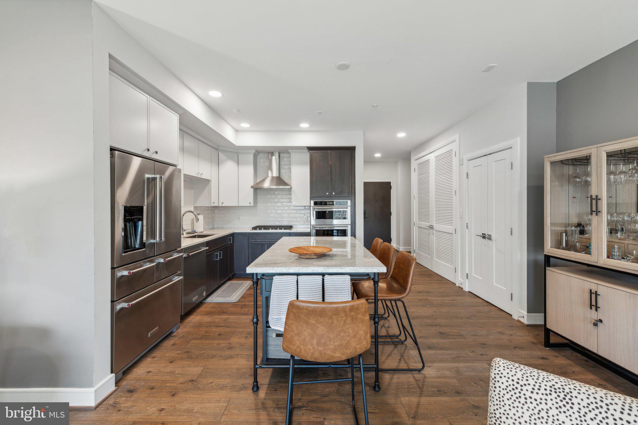 OLD TOWN NORTH - Residential