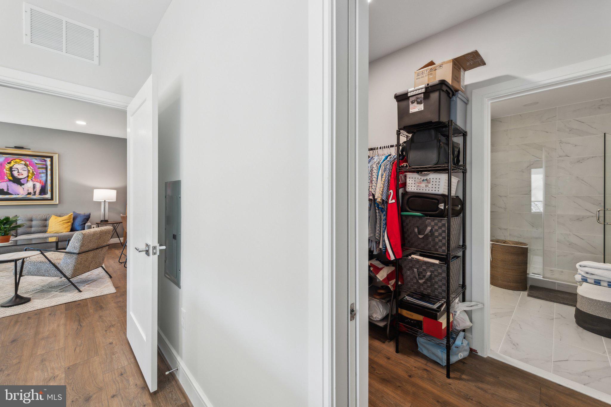 OLD TOWN NORTH - Residential